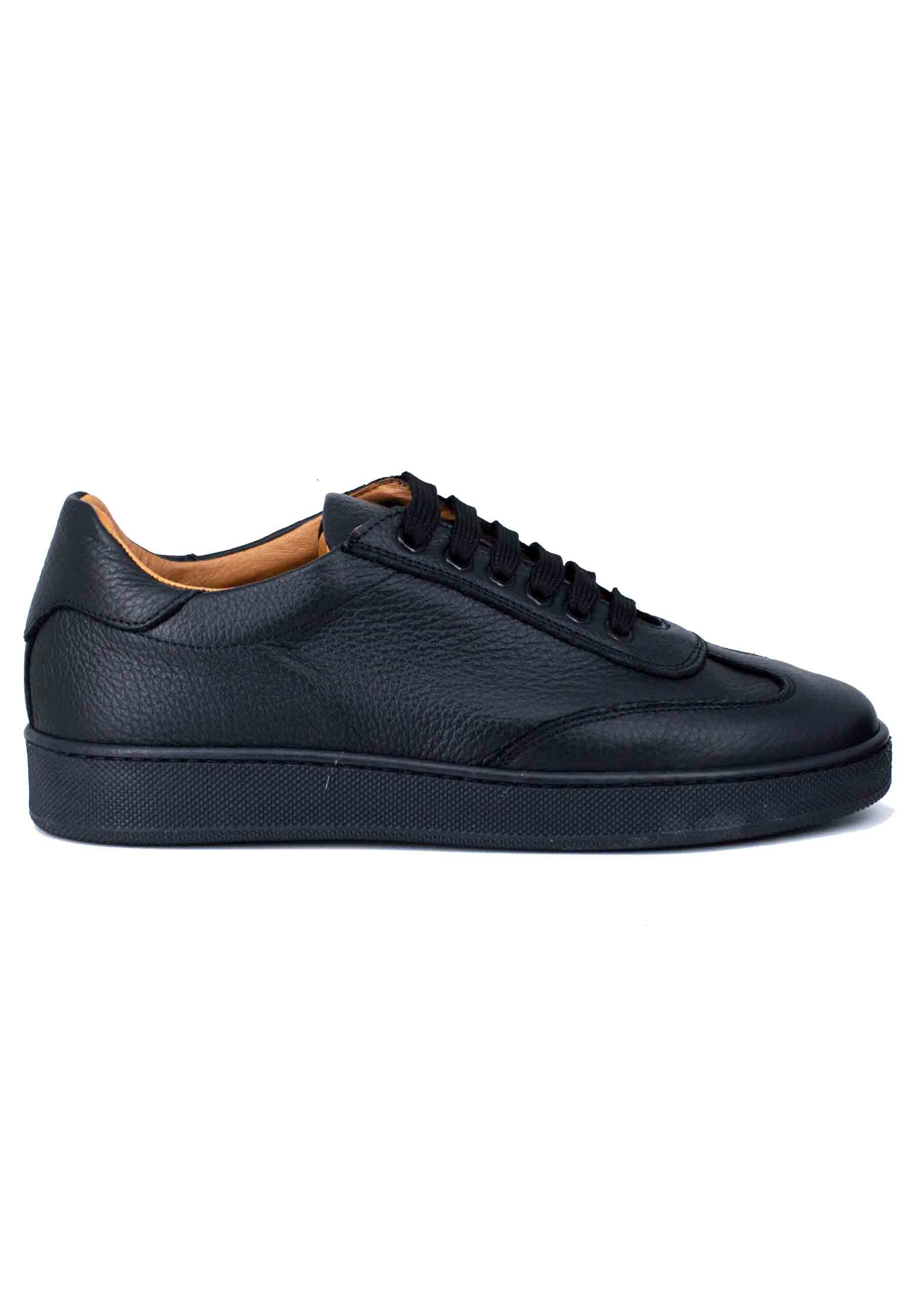 Spatarella Sneakers uomo in pelle martellata nera