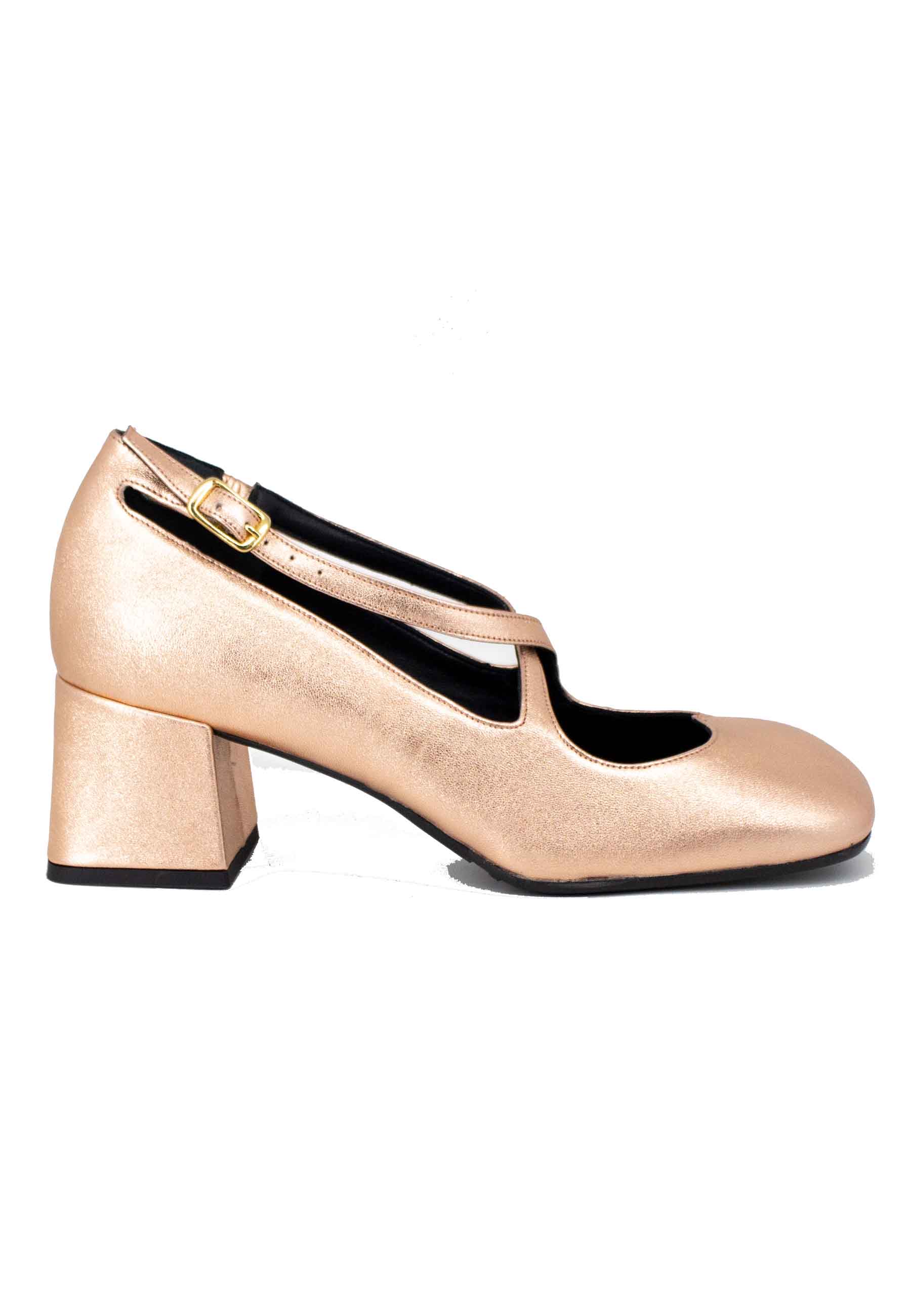 Women's pumps in salmon laminated leather with double strap and square toe