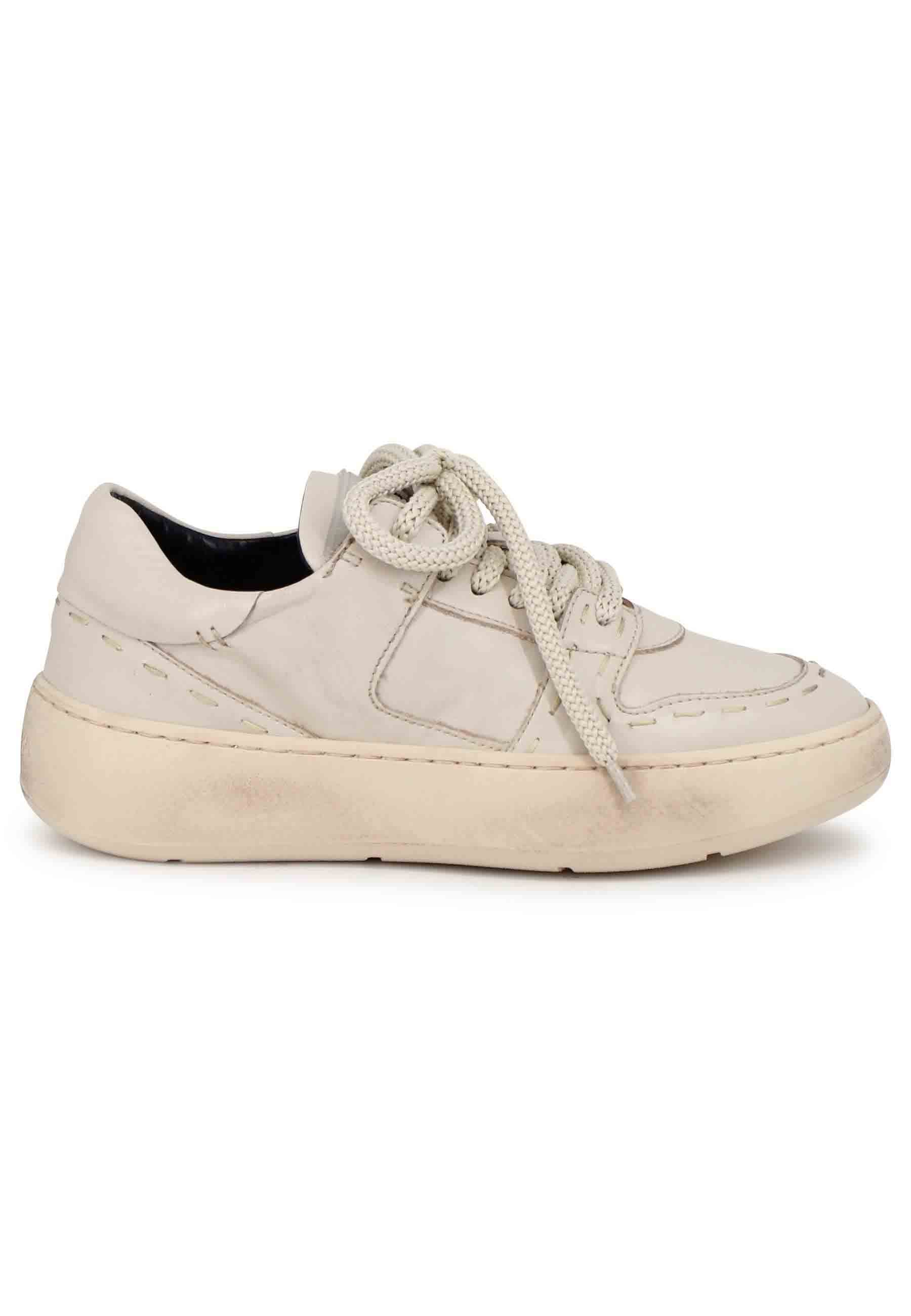 Sneakers donna in pelle off white