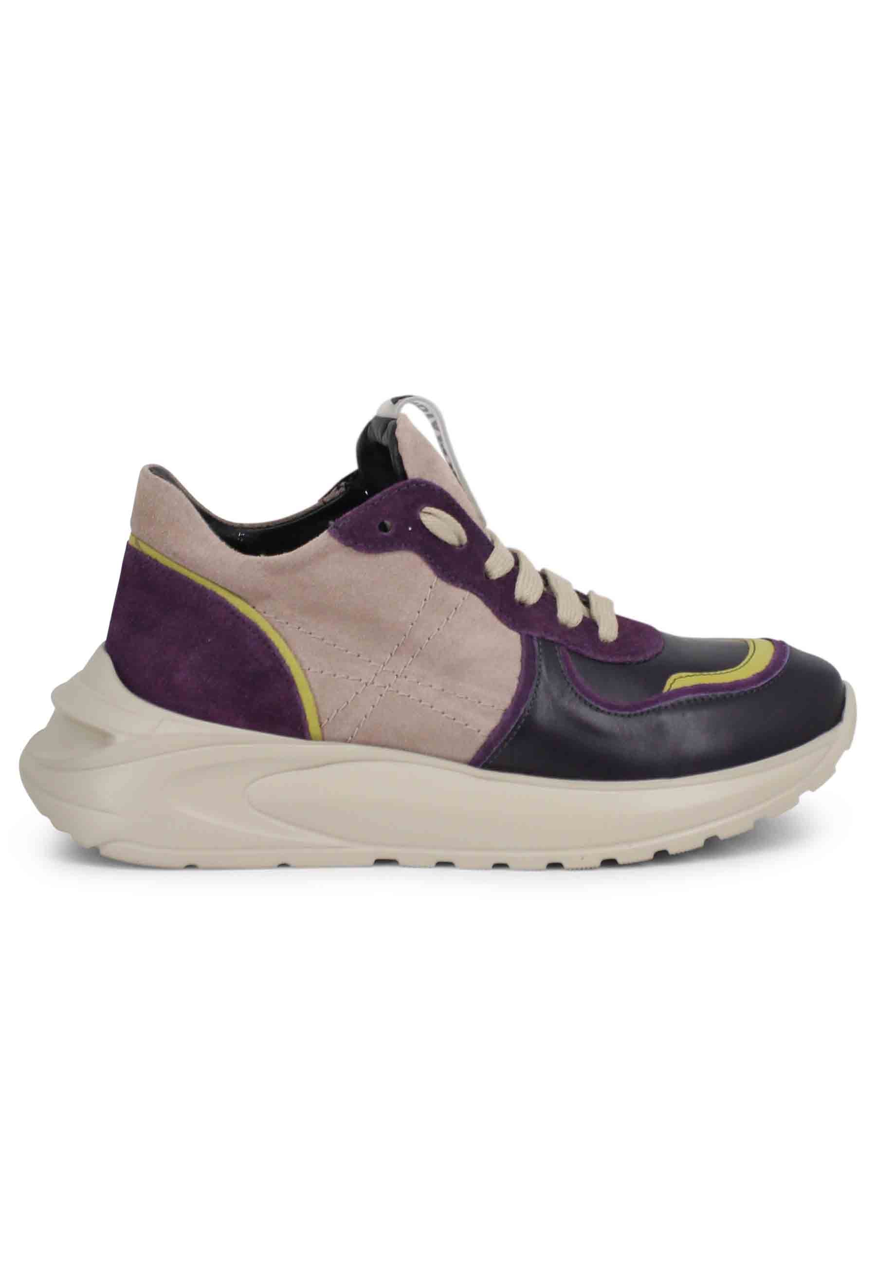 Women's purple leather sneakers with rubber sole