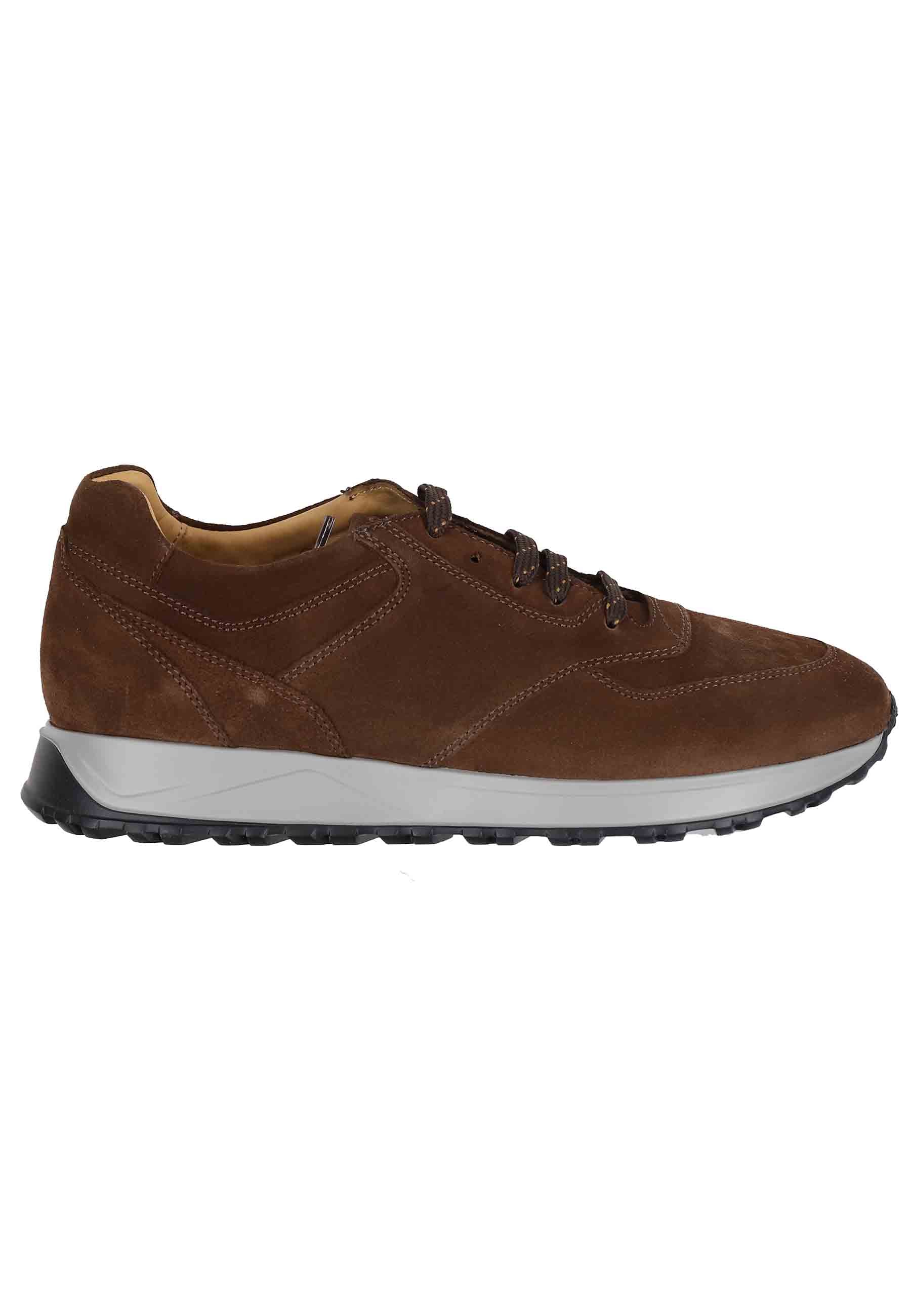 Men's sneakers in brown suede with rubber sole