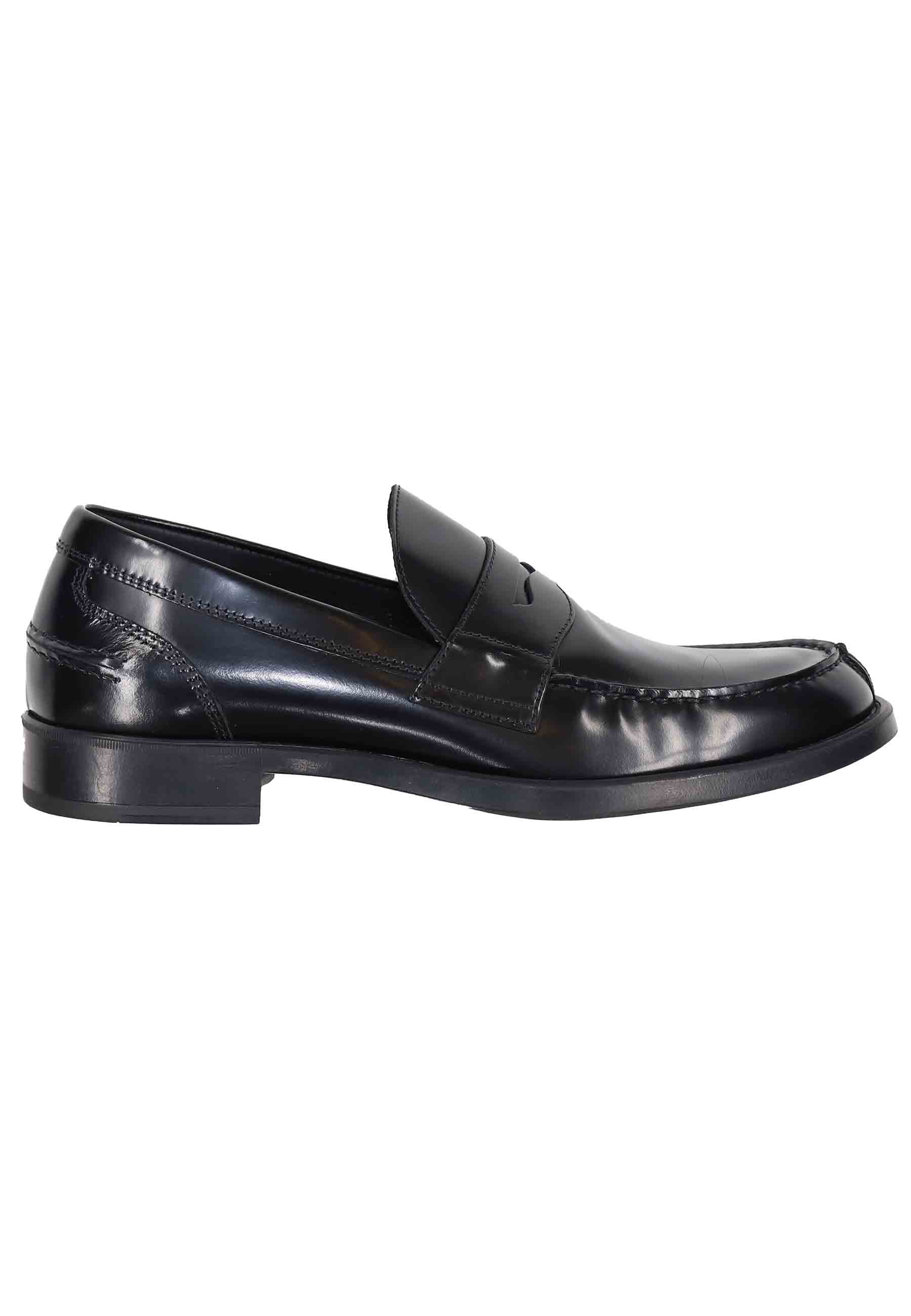 Men's loafers in black shiny leather with light rubber sole