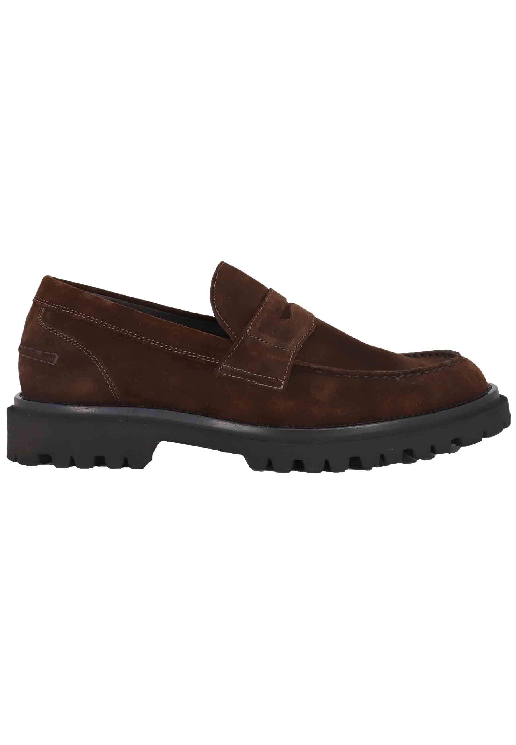 Men's moccasins in dark brown suede with lug sole