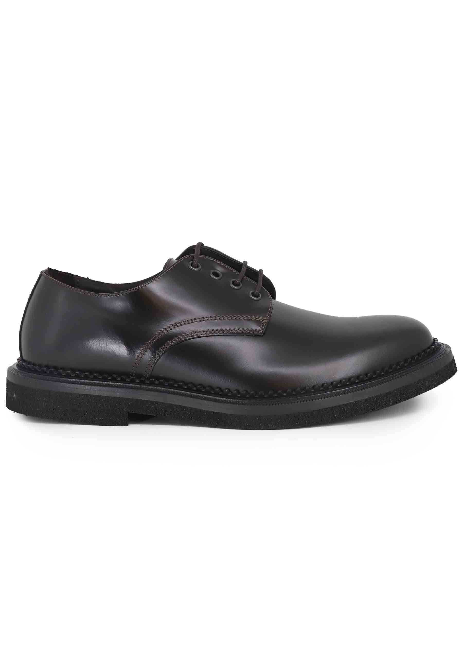 Men's lace-ups in shiny dark brown leather with rubber sole