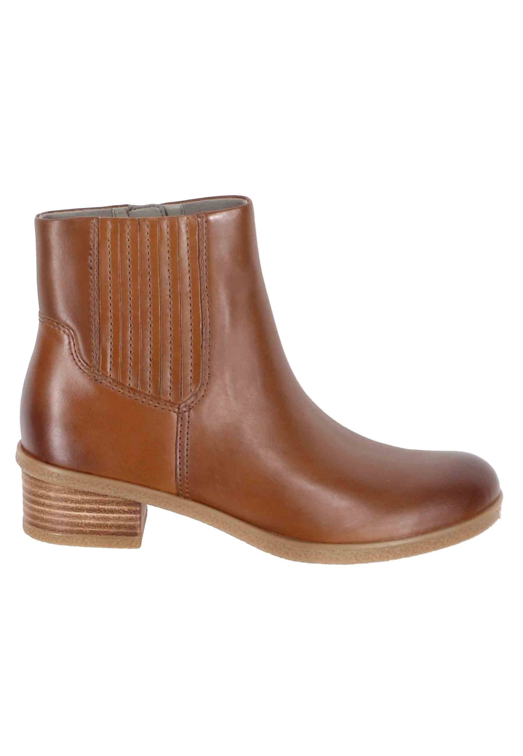 Whaterproff women's ankle boots in tan leather with rubber sole