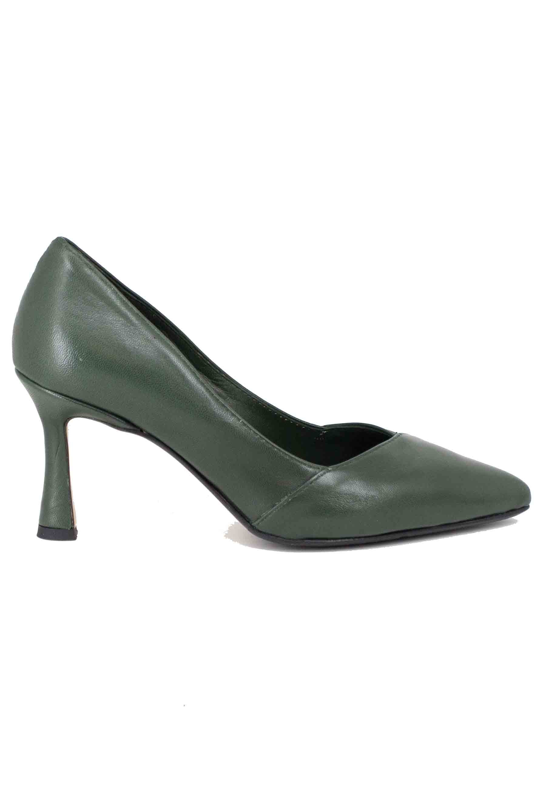 Women's high heel green leather pumps