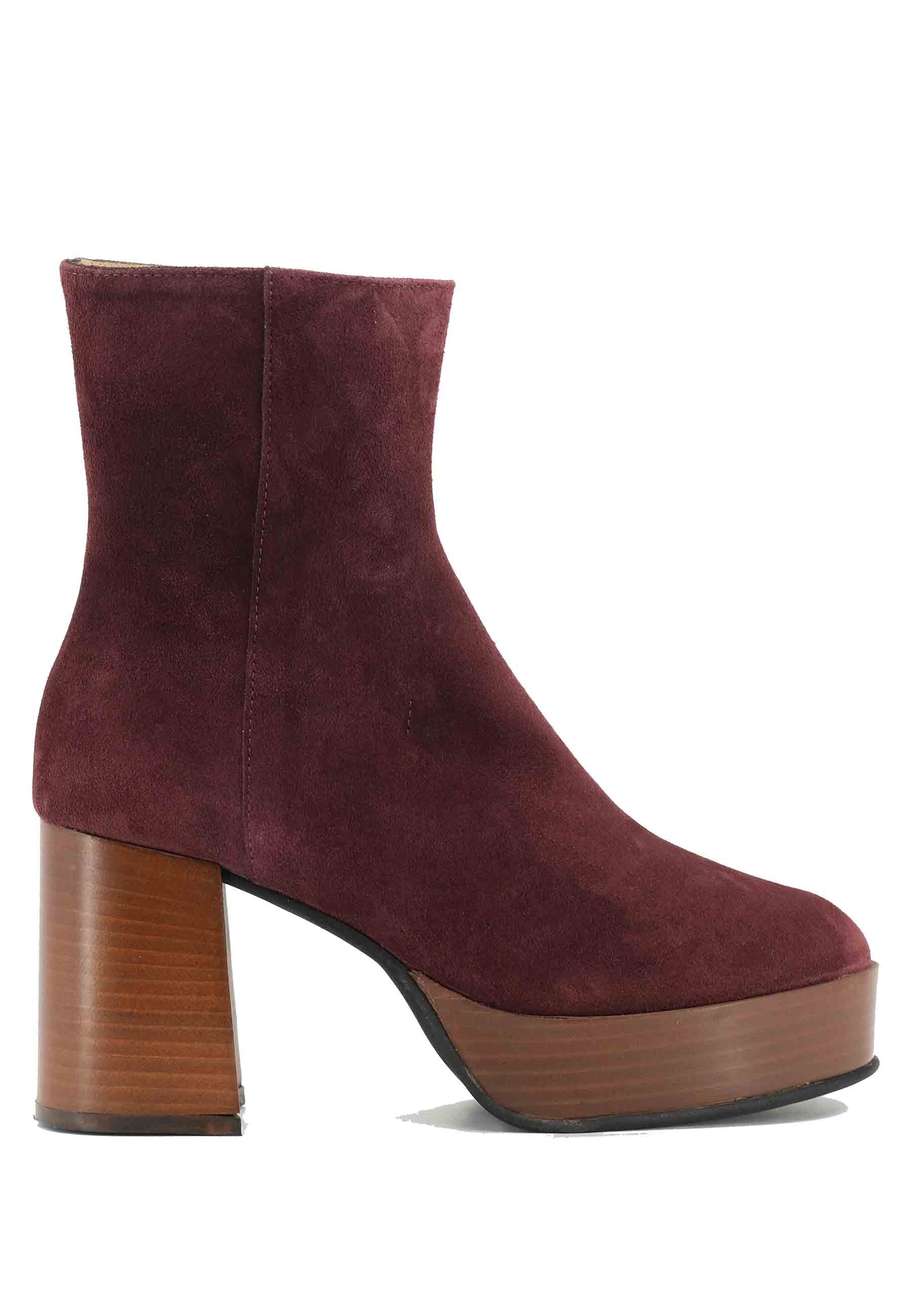 TR1556 burgundy suede ankle boots with high heel and platform with side zip closure