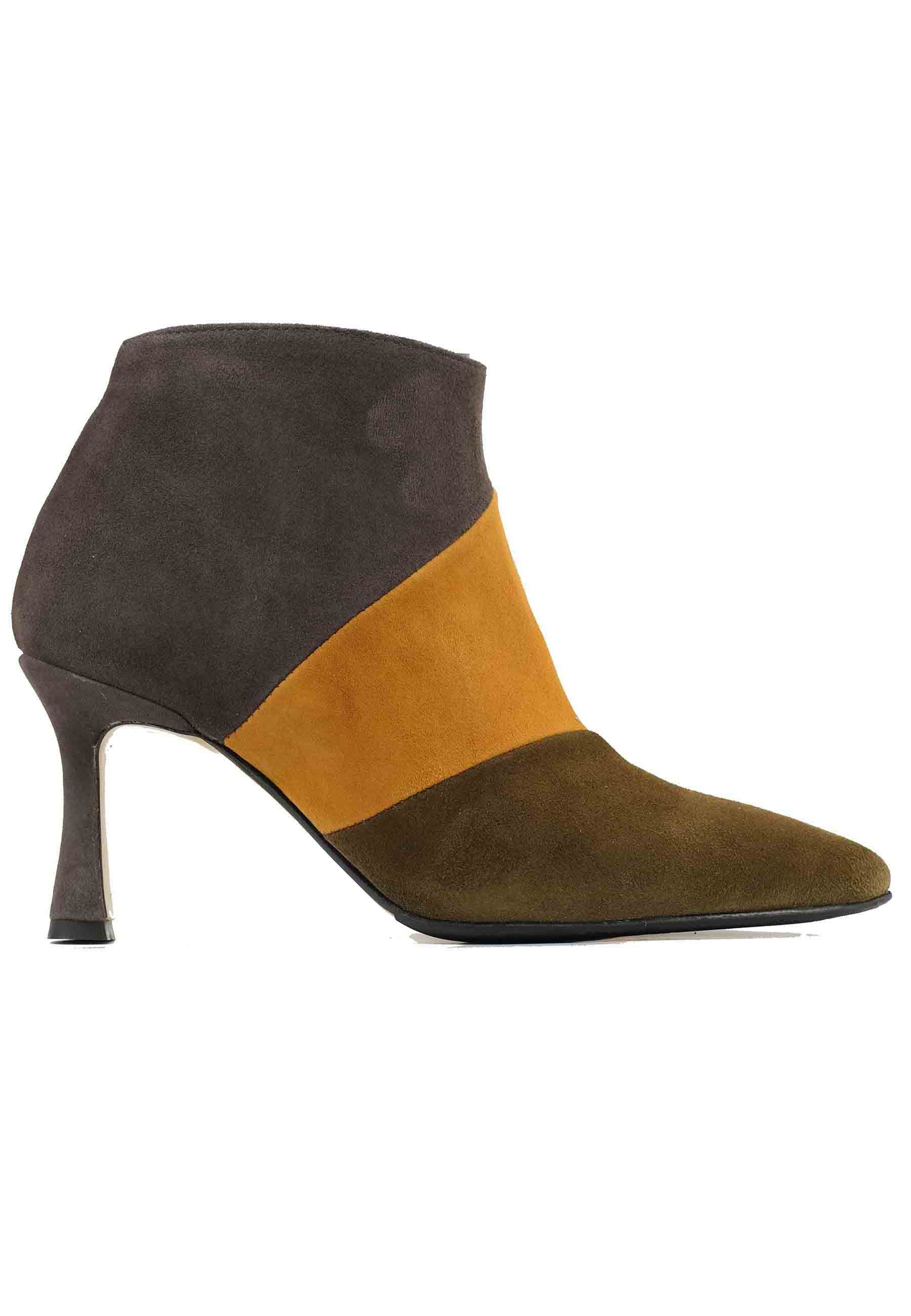 TR1672/RT green suede ankle boots with high heel