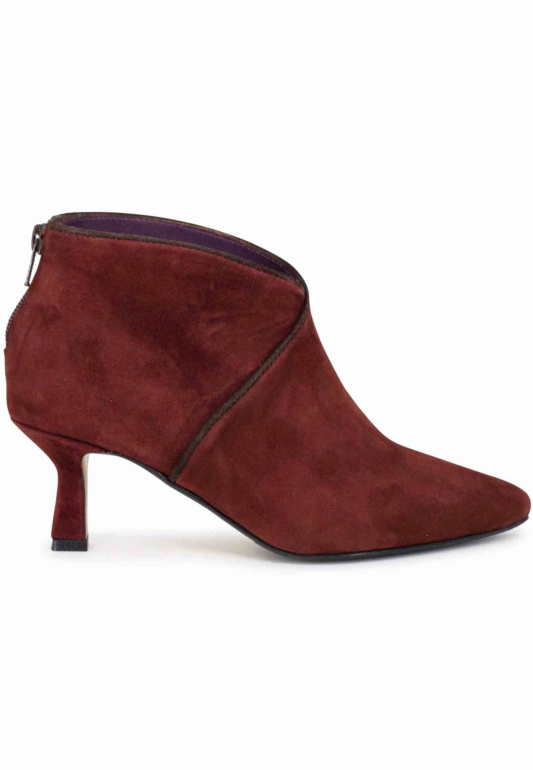 Women's ankle boots in brown suede with back zip