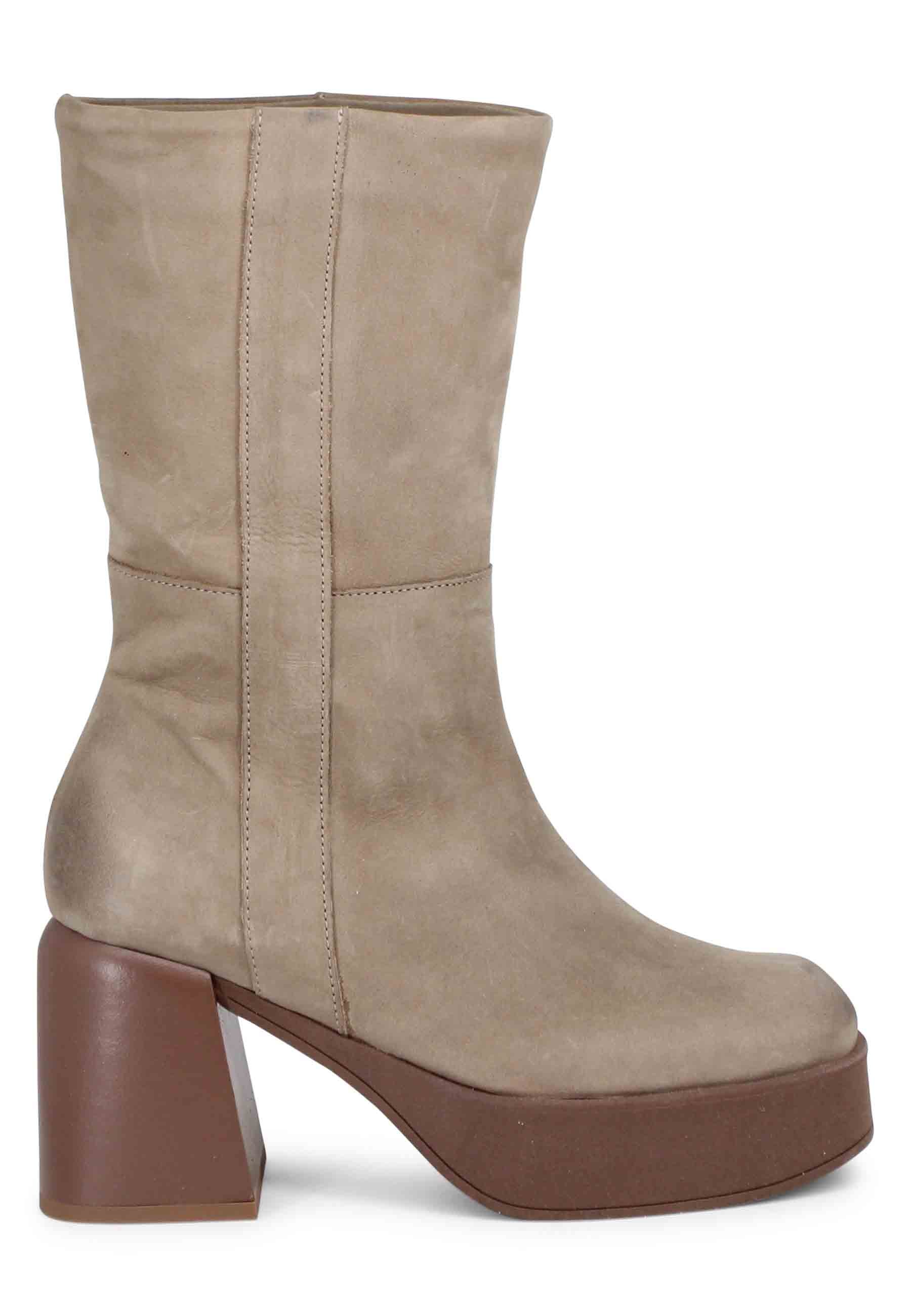 Bottines femme en cuir sable à talon et plateforme