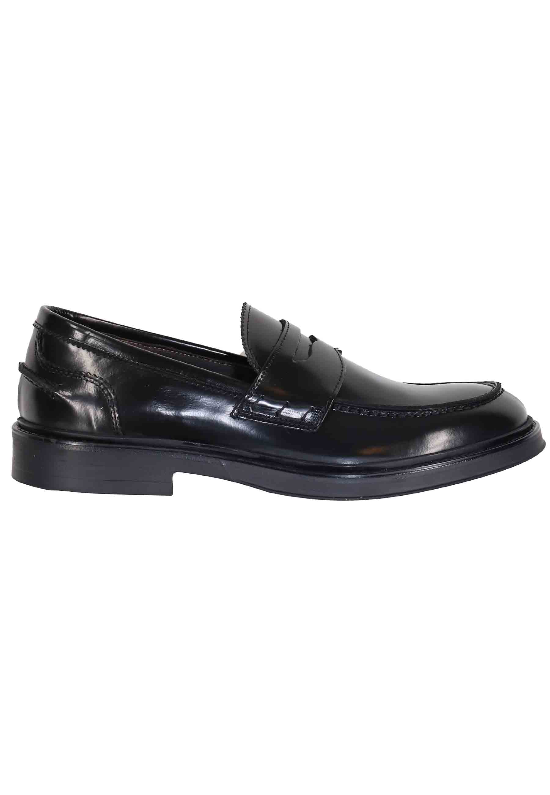 Men's moccasins in shiny black leather with rubber sole