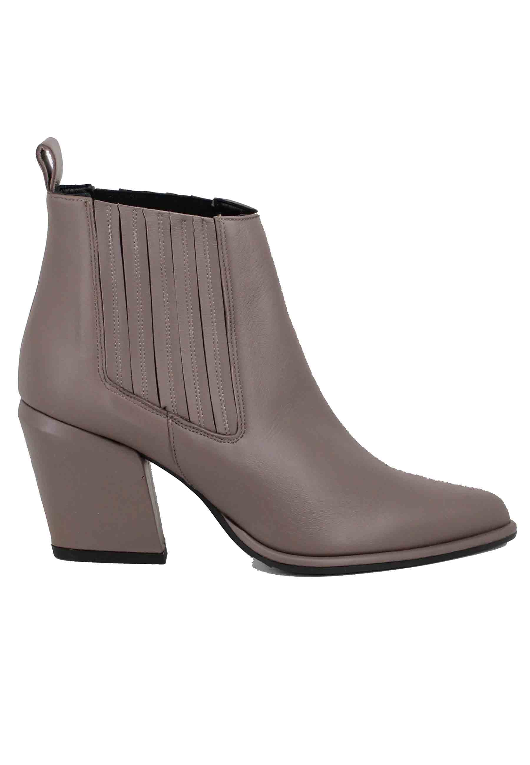 Women's Beatles ankle boots in taupe leather