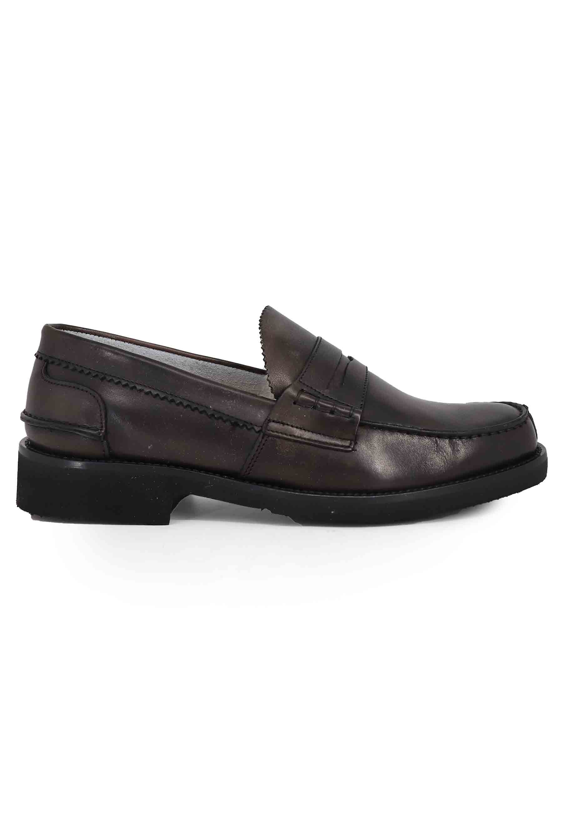 Men's moccasins in dark brown leather with extra light rubber sole