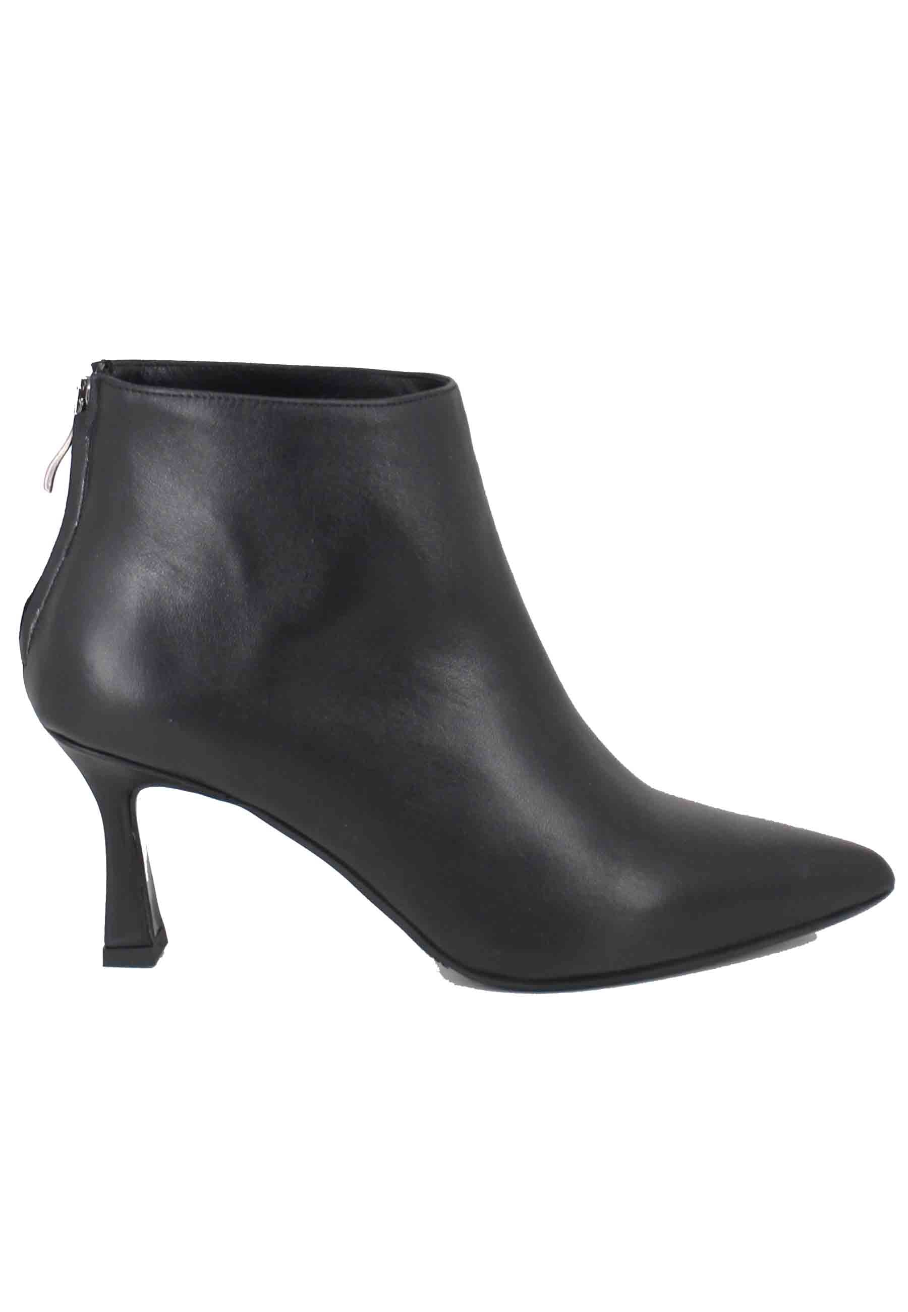 Women's black leather ankle boots with side zip