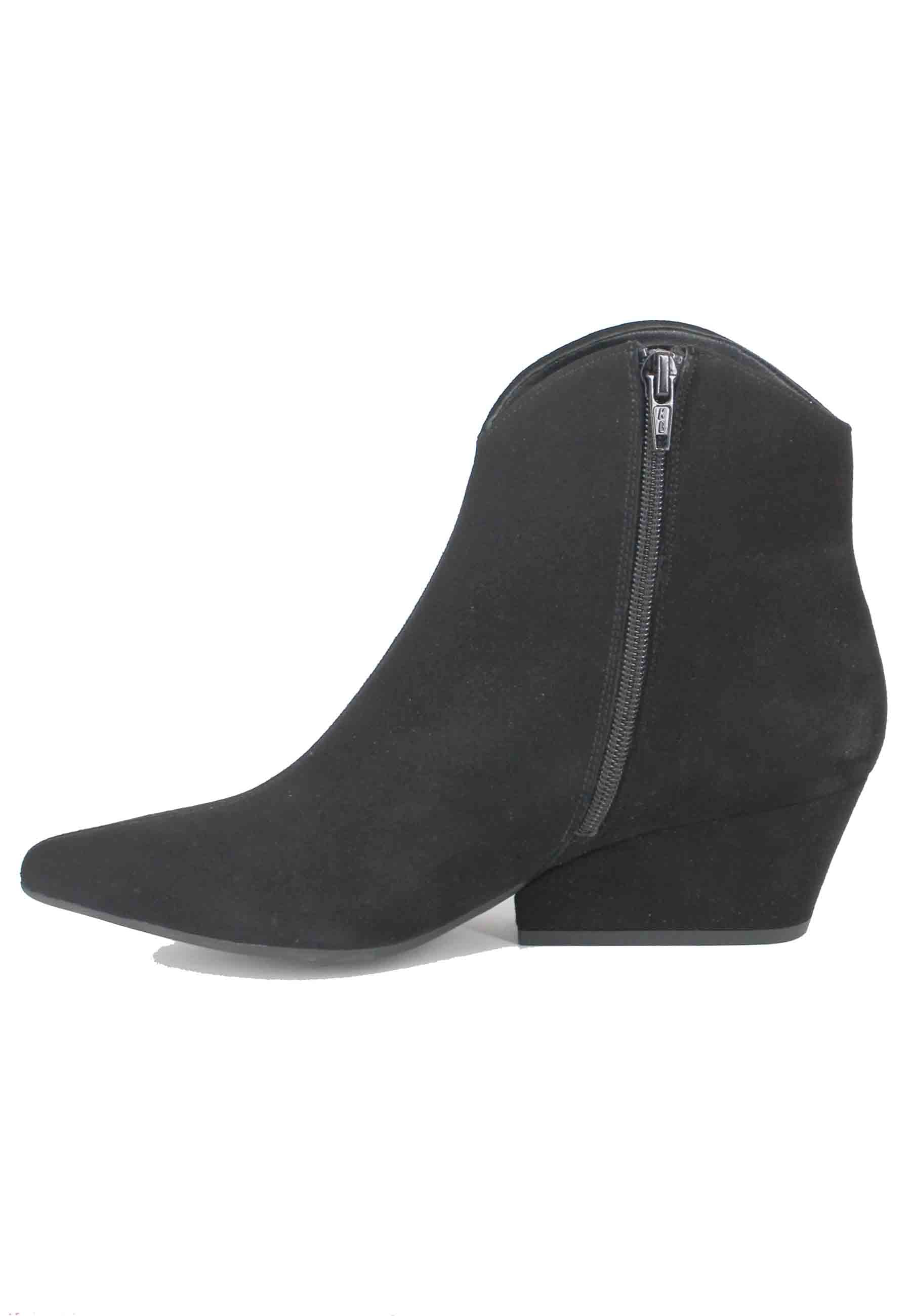 Taxani women's ankle boots in black suede