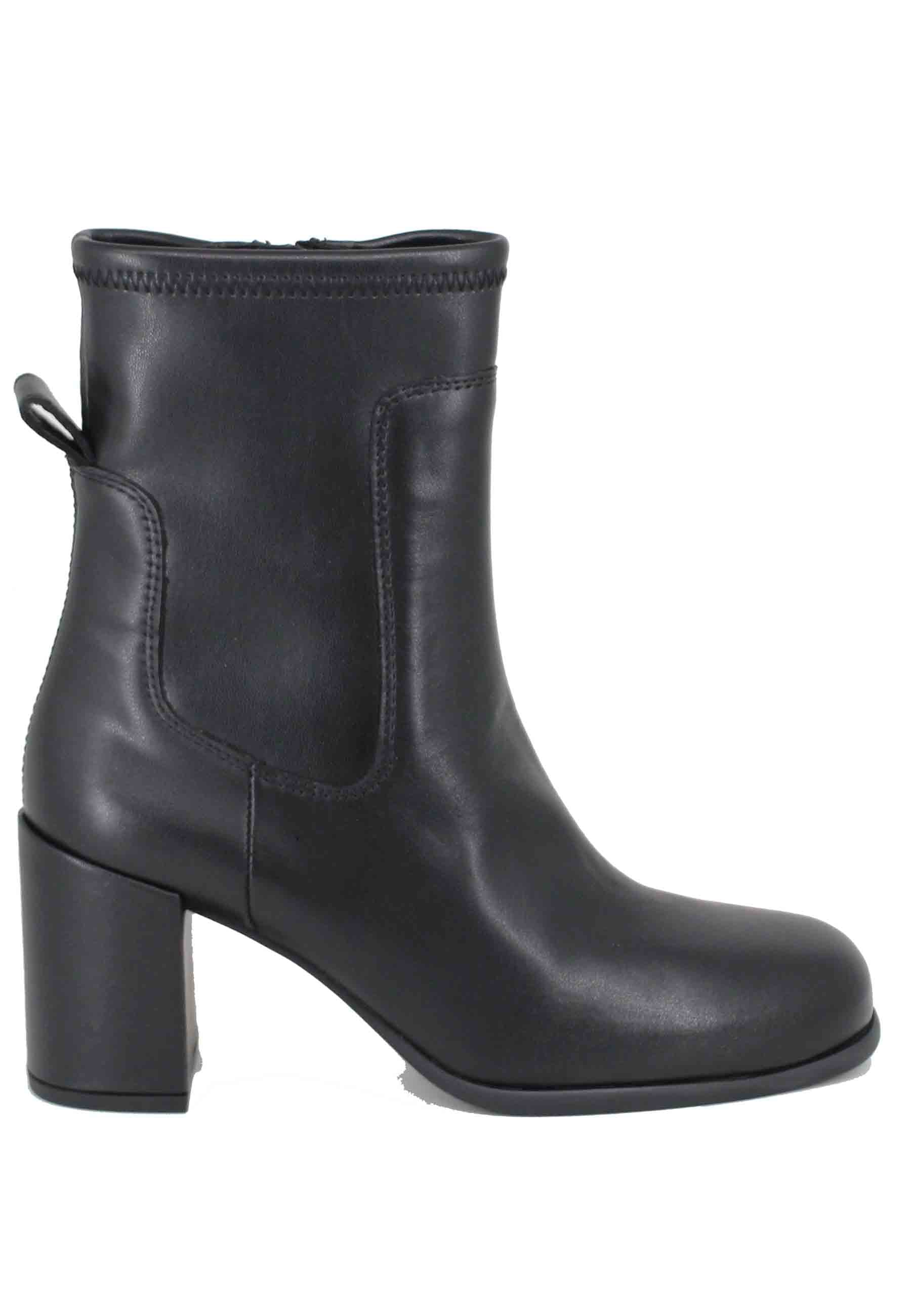 Women's ankle boots in black stretch leather with heel