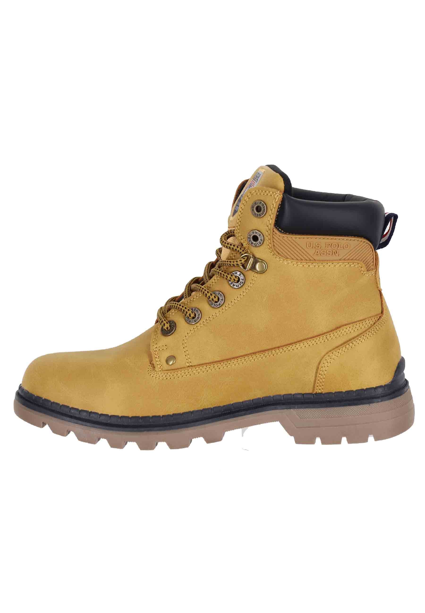 Men's amphibious ankle boots in honey eco leather with lug sole