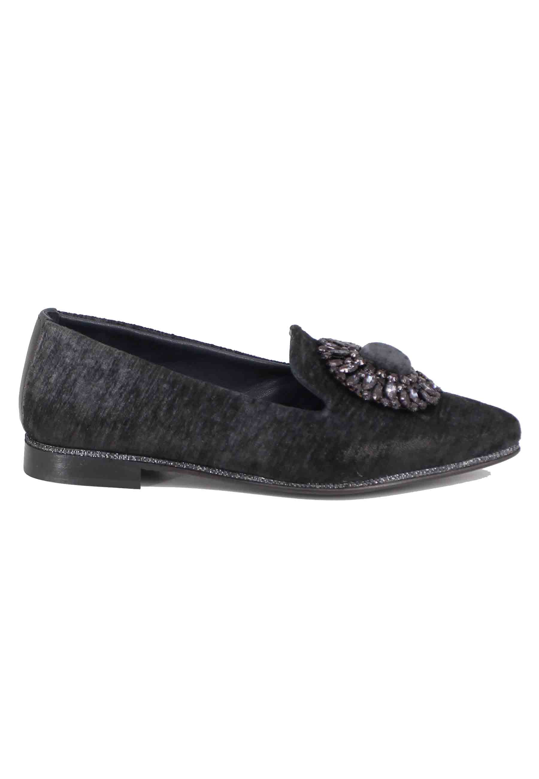 Women's black velvet loafers with buckle and low heel