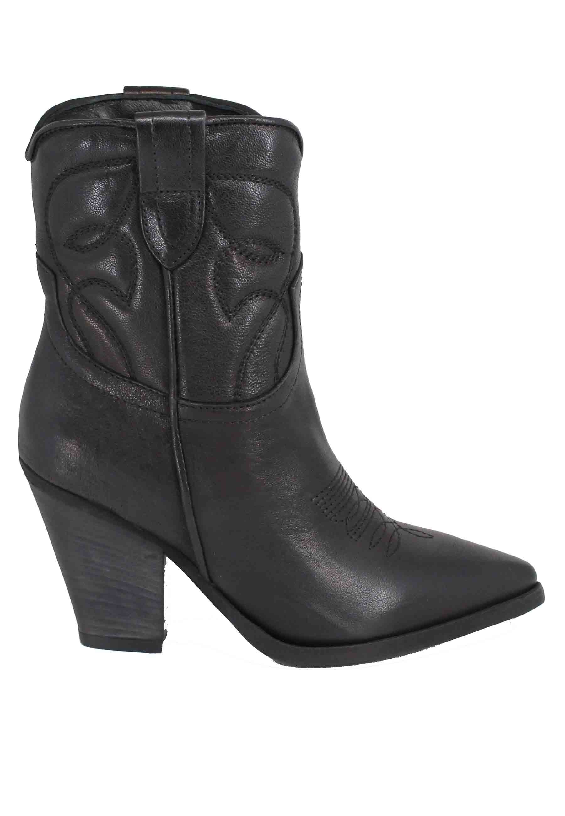 Women's Texan boots in black leather with high heel