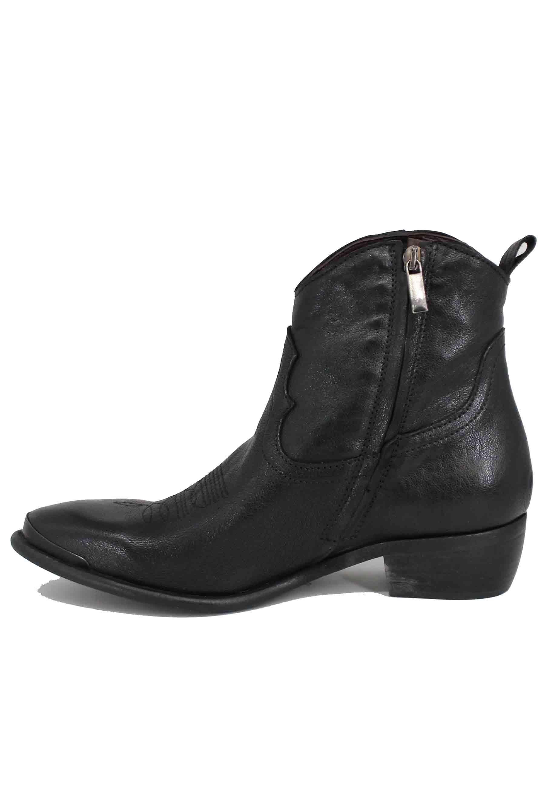 Women's Texan boots in black leather with toe cap