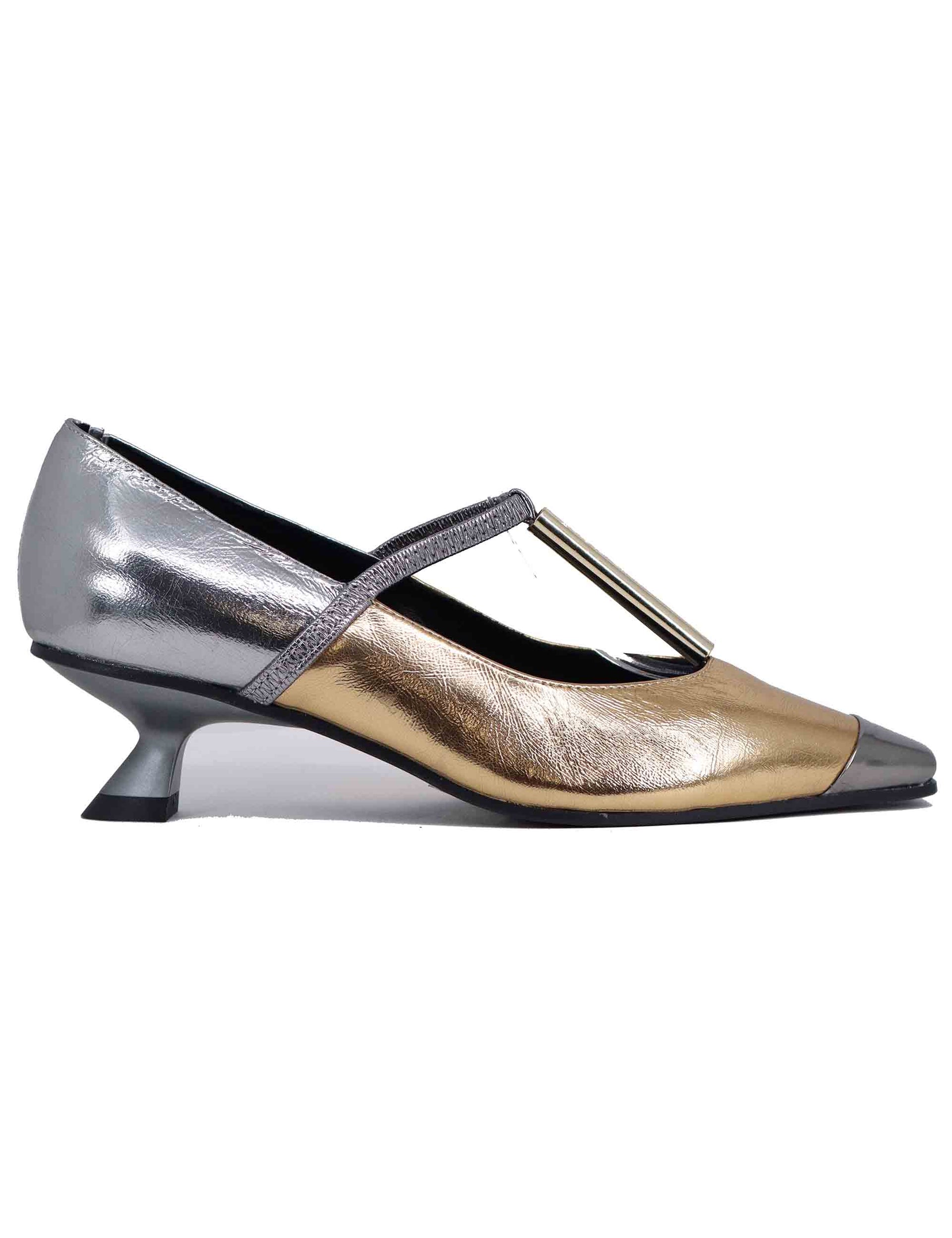 Women's gold and silver leather pumps with accessory