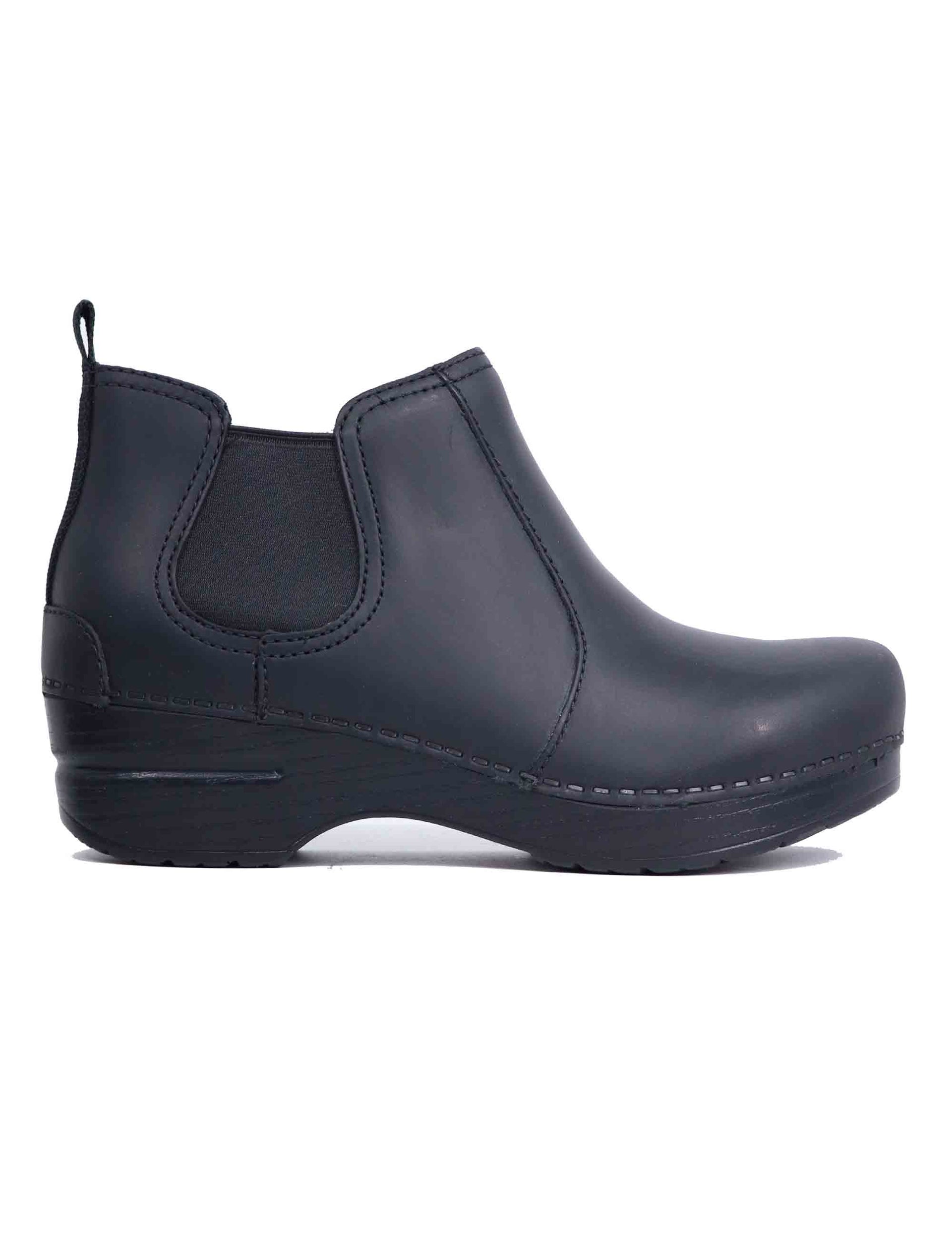 Women's black leather ankle boots