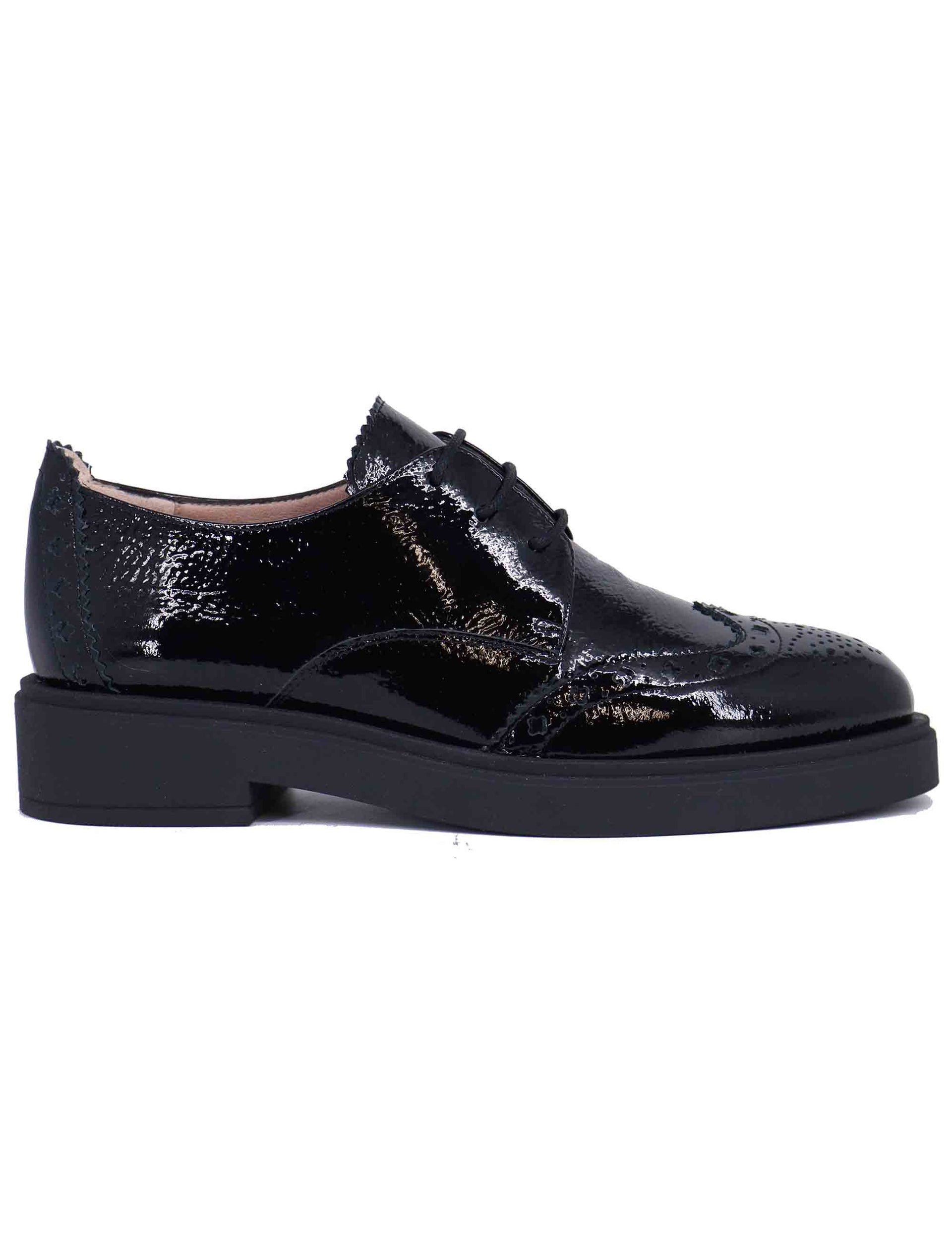 Women's black leather lace-ups with stitching