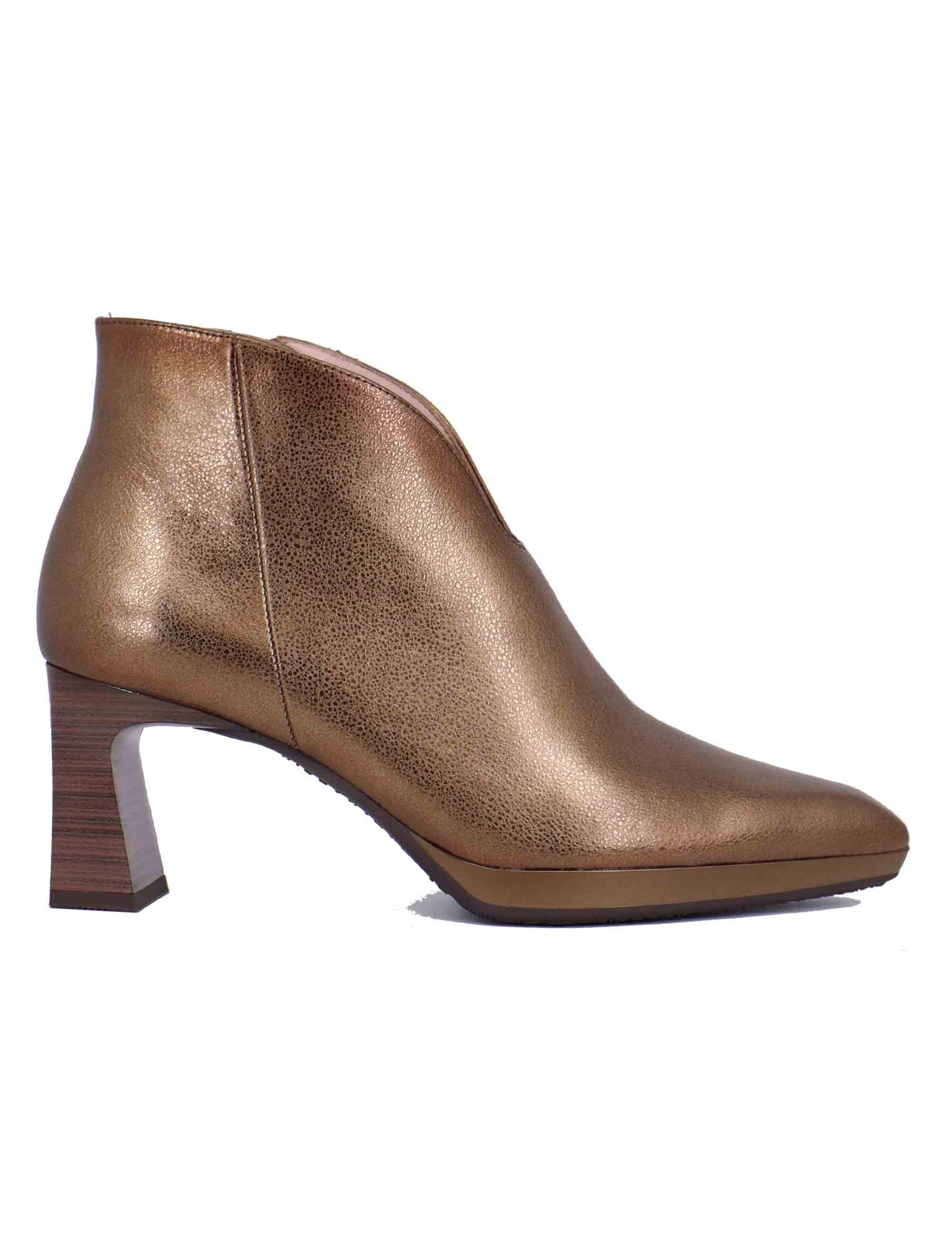 Stivaletti ankle boots donna in pelle bronzo