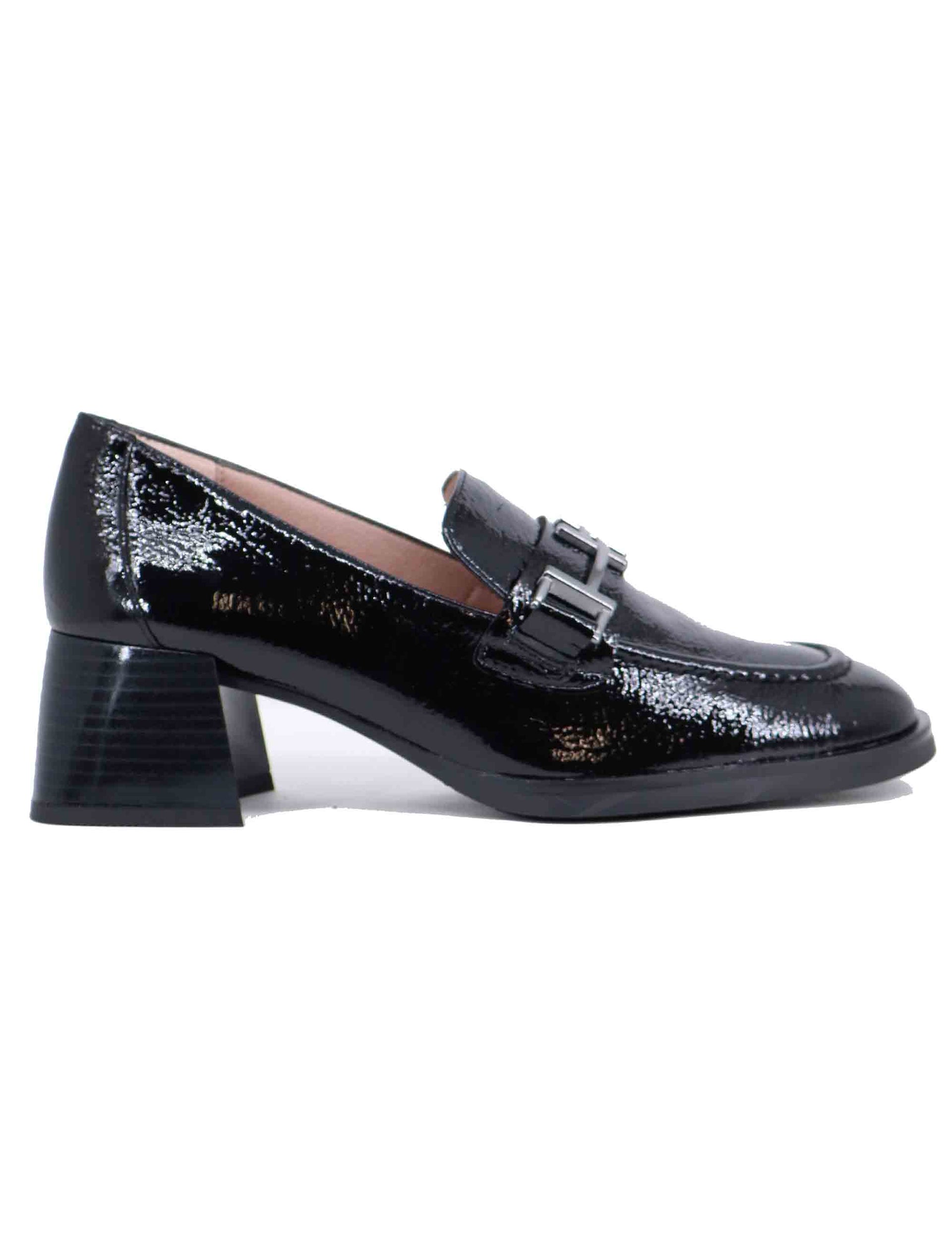 Women's black patent leather loafers with horsebit