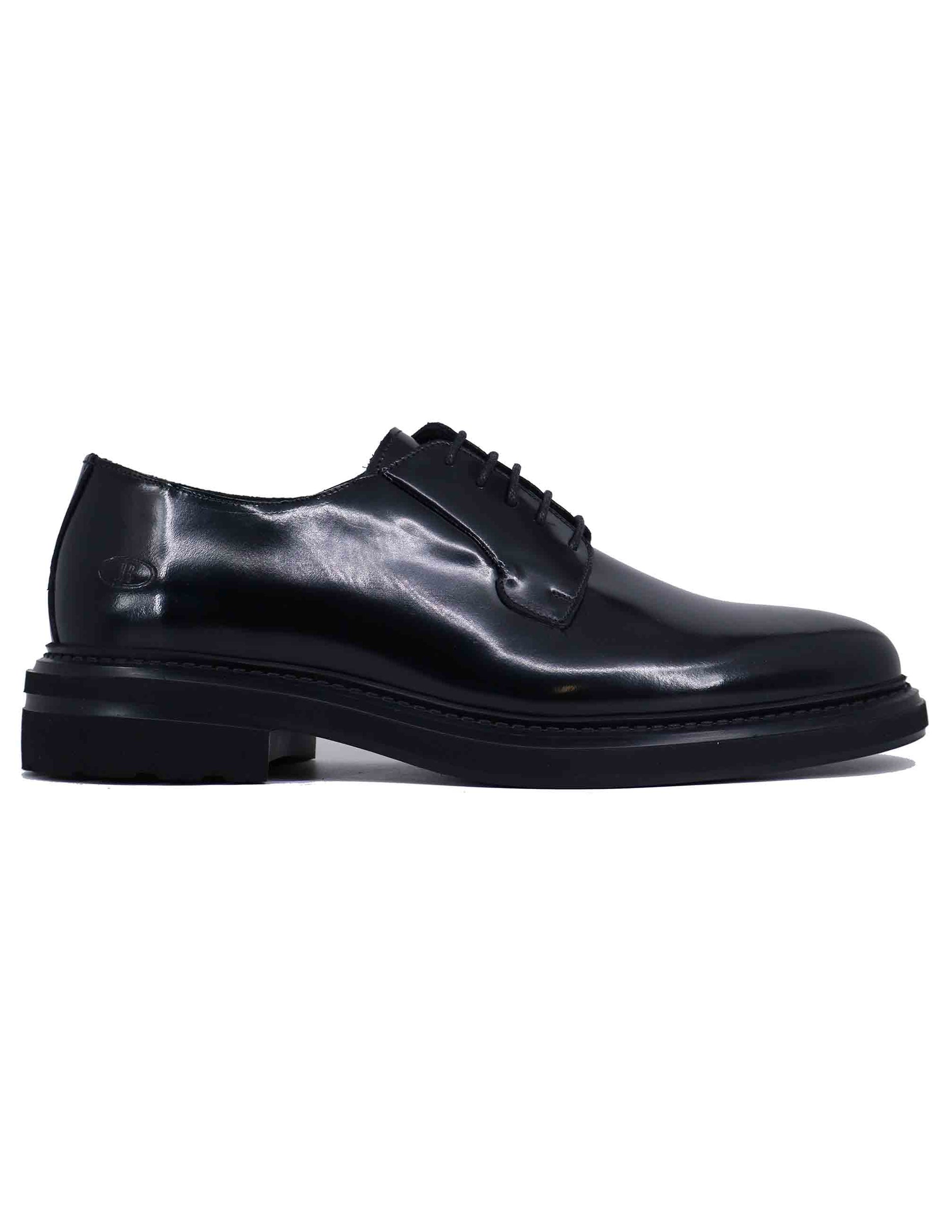 Men's lace-ups in black leather with rubber sole