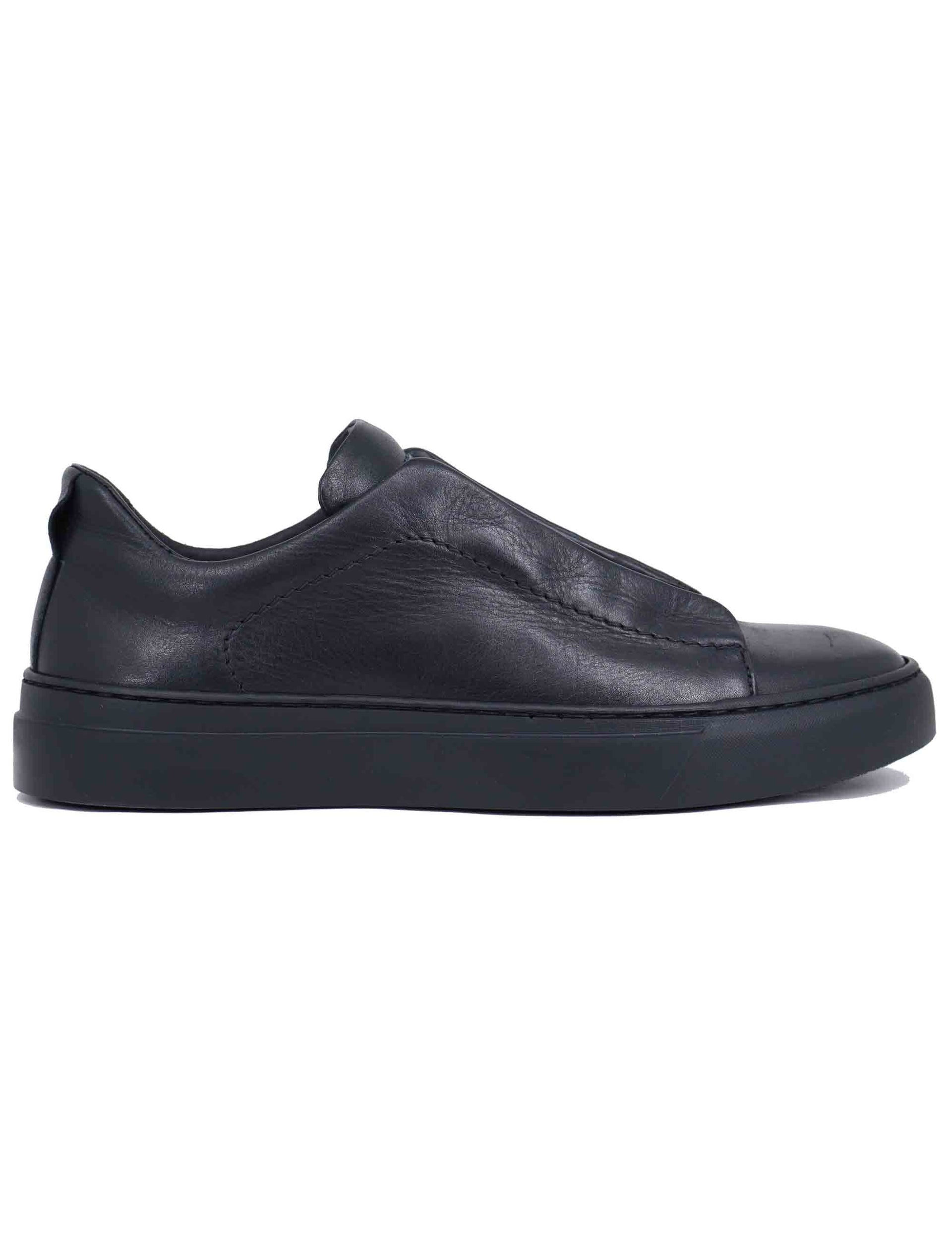 Sneakers uomo in pelle nera con elastici