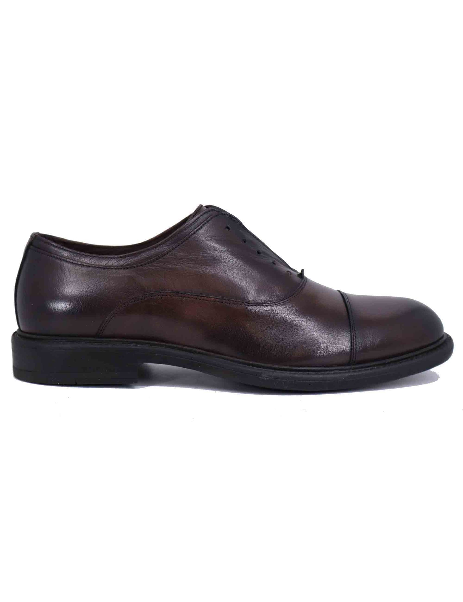 Men's brown leather lace-ups with rubber sole