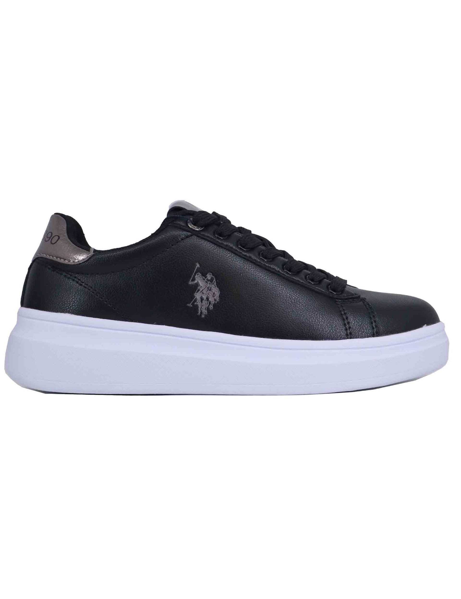 Women's sneakers in black eco leather