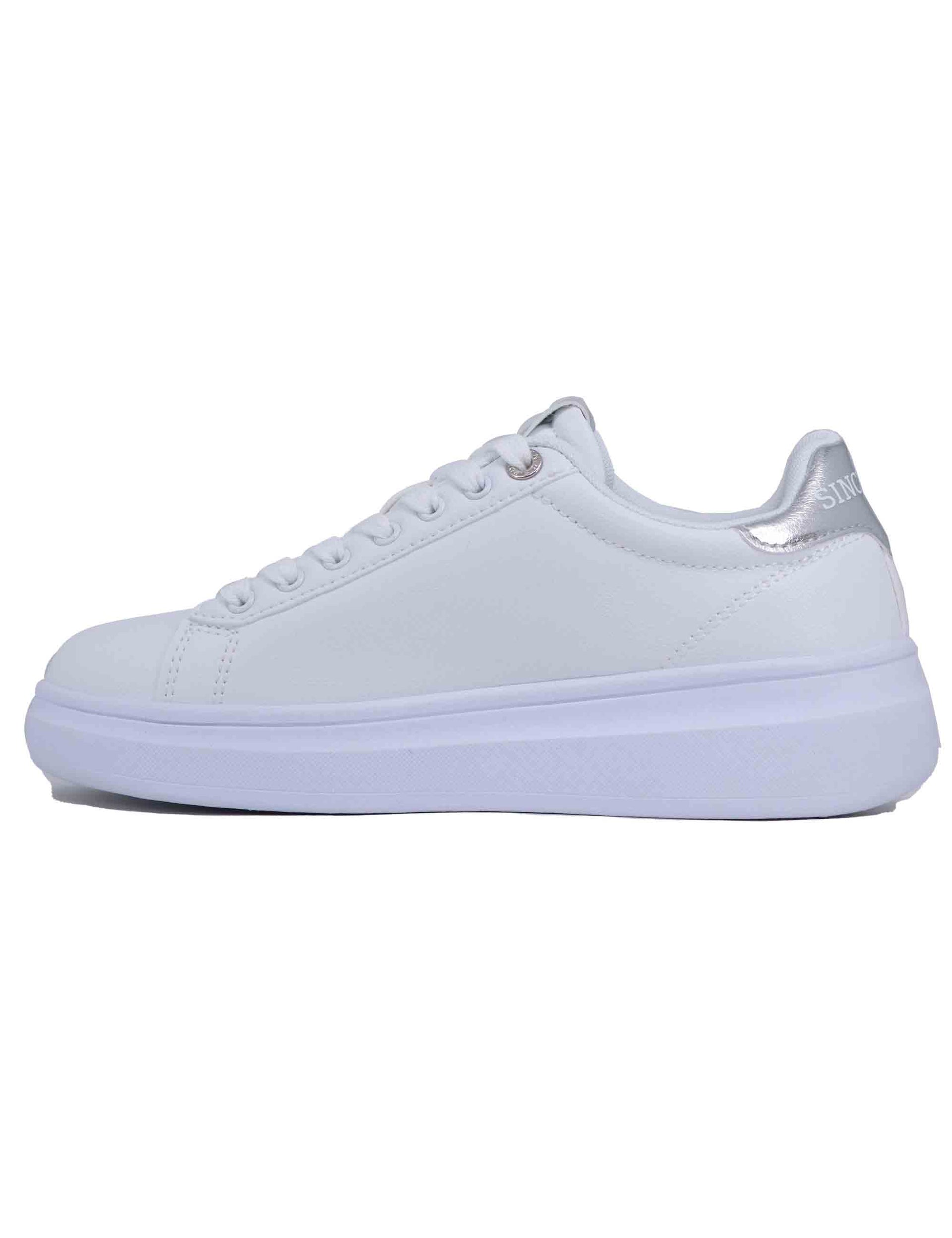 Women's sneakers in white eco leather