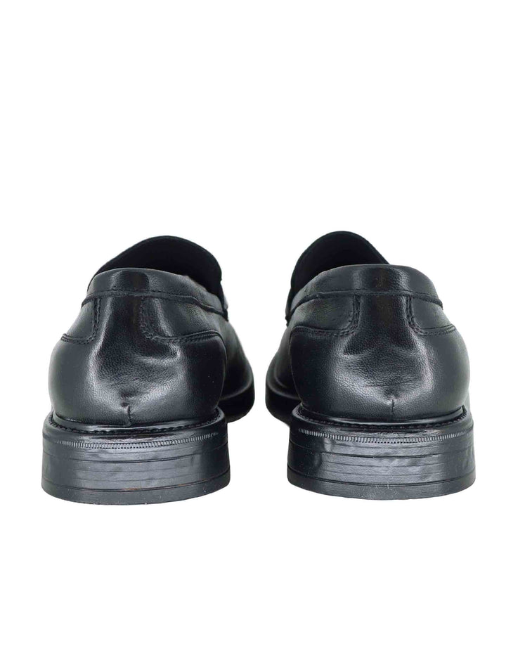 Mocassino penny loafer uomo in pelle nera con suola in gomma SPGB2070 001 Spatarella 