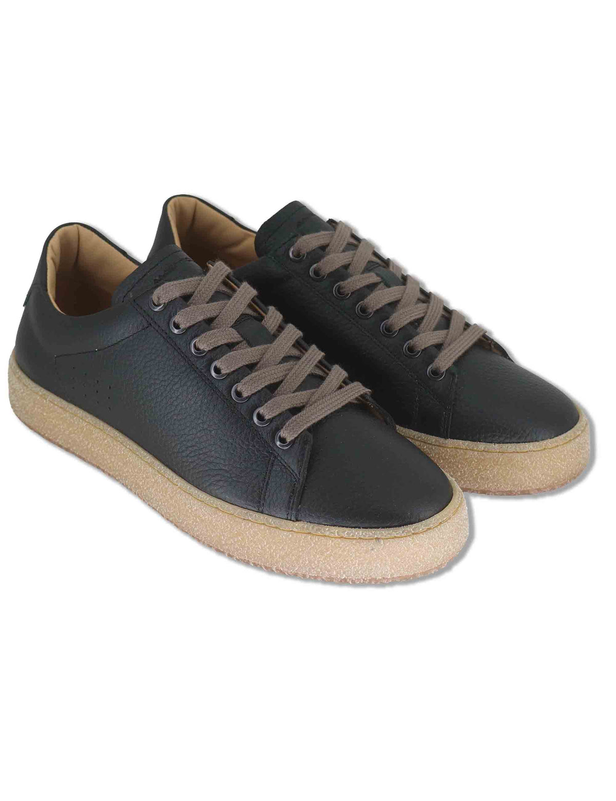 Sneakers uomo Kelpe in pelle nera con fondo in para e sottopiede memory foam 13971A 7523AM Ambitious 