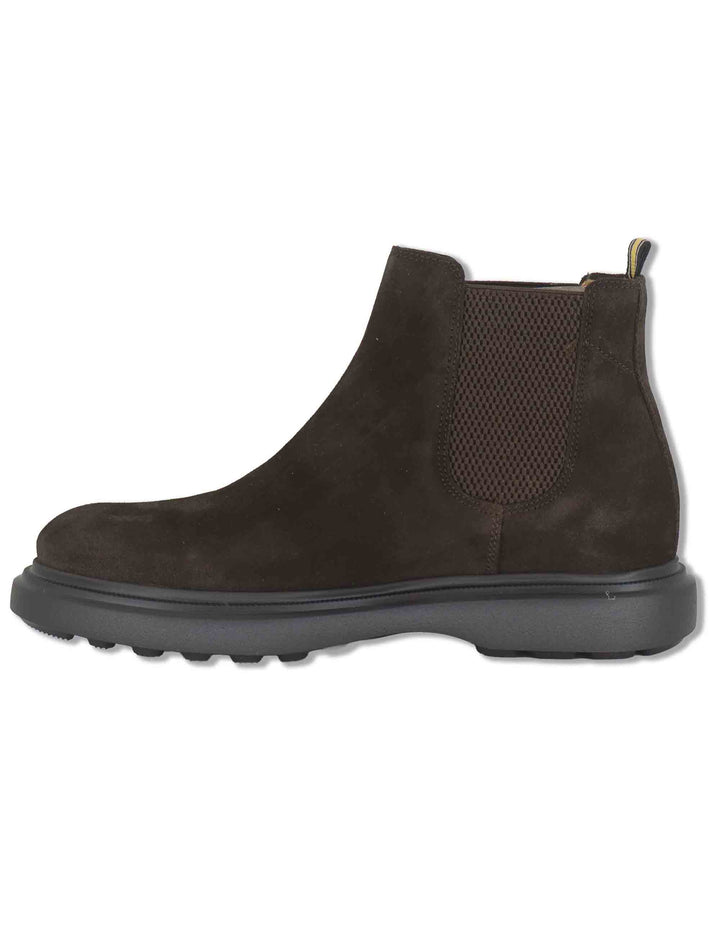 Stivaletti beatles uomo Lorenzo in camoscio marrone con elastici laterali e suola ultra leggera 14019 11171AM Ambitious 