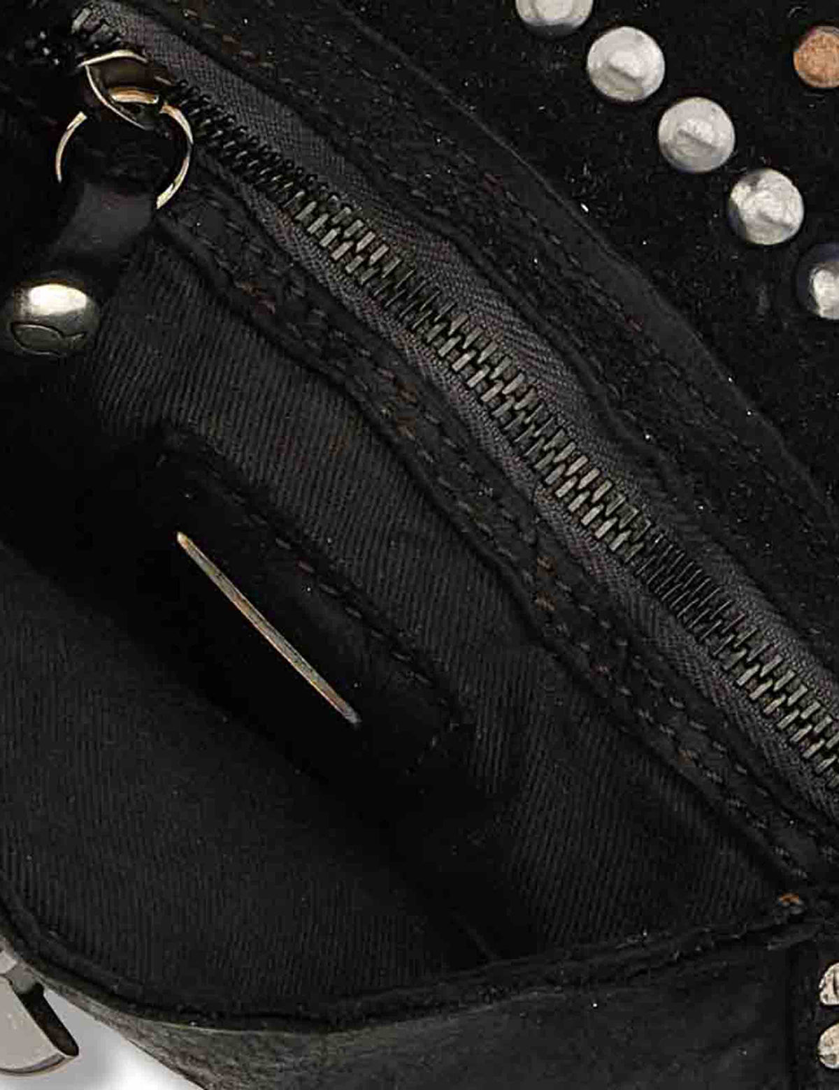 Borsa a tracolla donna Afrodite nero in pelle di vacchetta con borchie C036060ND X0038 C0001 Campomaggi 