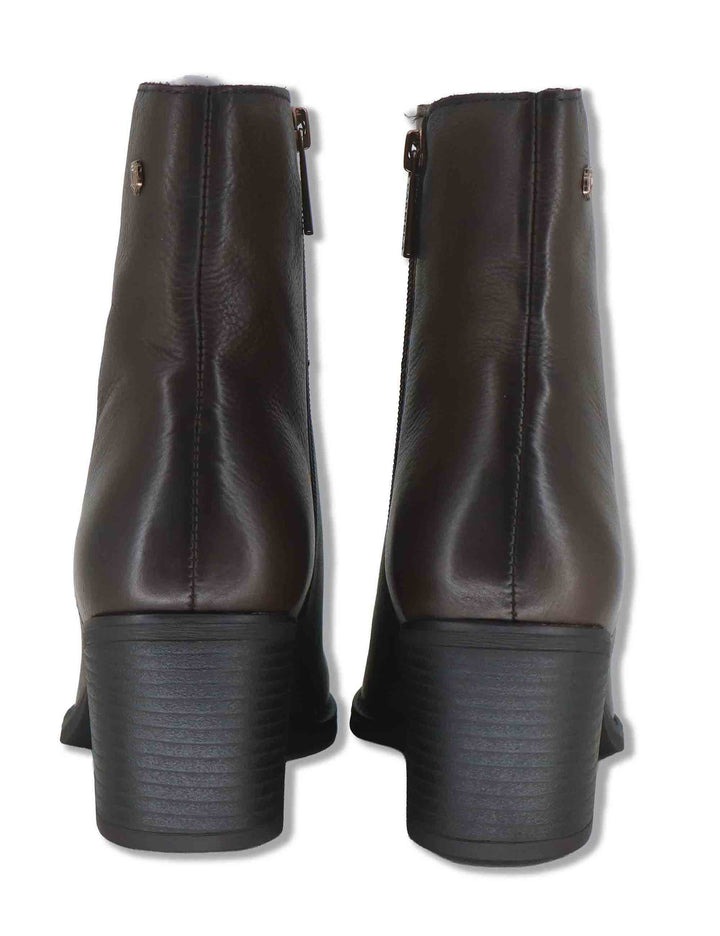 Stivaletti donna in pelle marrone con suola in gomma 164133 02 Carmela 