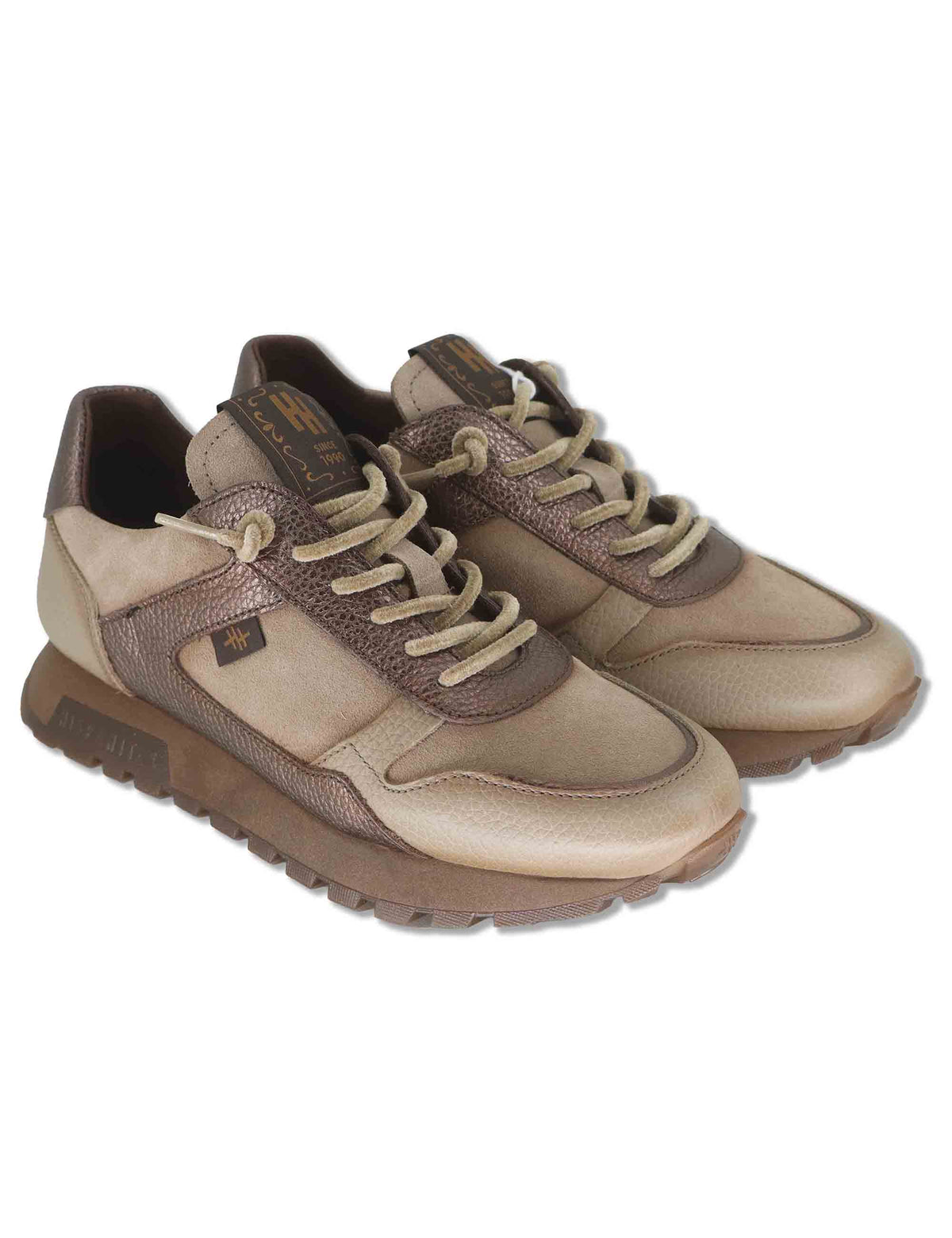 Sneakers donna in pelle beige ultra leggera con tecnologia Triflow HI265095 CASTORO Hispanitas 