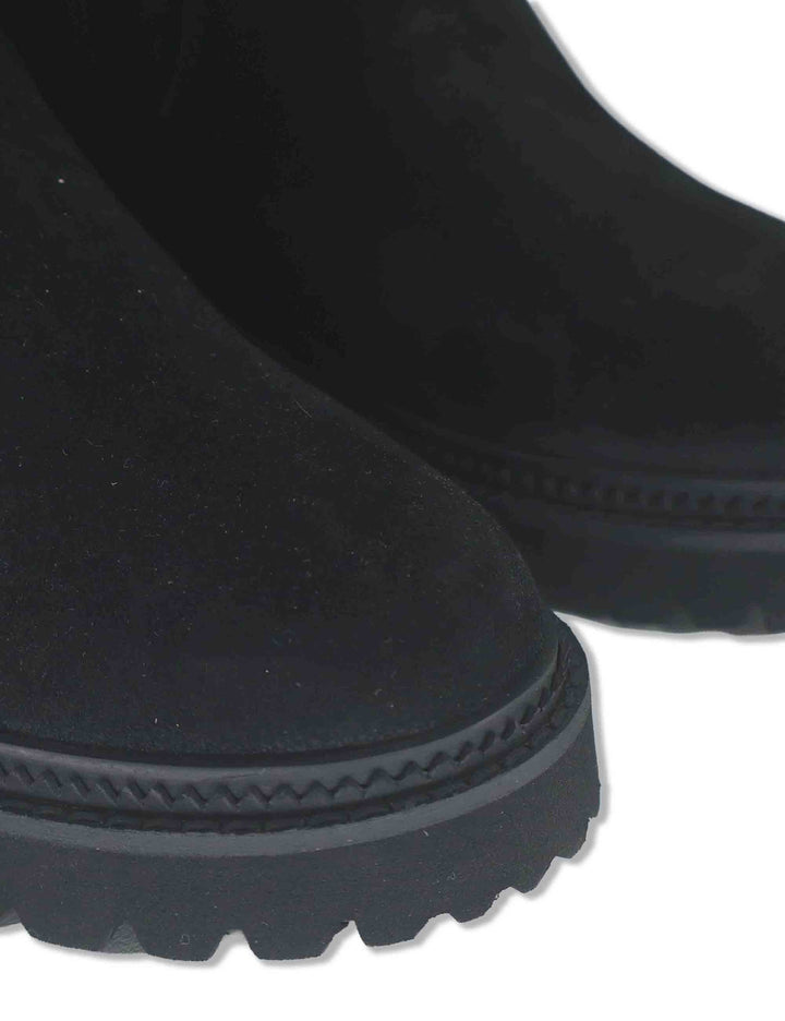 Stiveletti donna in camoscio nero con suola carrarmato e zip interna J1182 001 Janet & Janet 