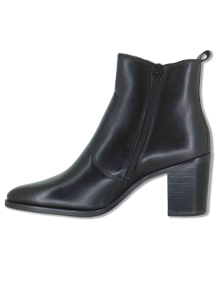 Stivaletti beatles donna in pelle nera con elastici laterali zip interna e tacco alto J1240 001 Janet & Janet 