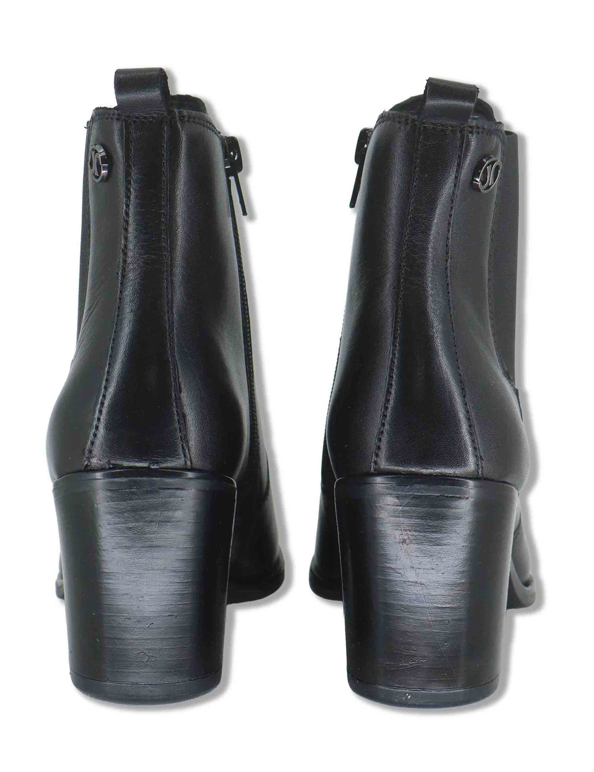 Stivaletti beatles donna in pelle nera con elastici laterali zip interna e tacco alto J1240 001 Janet & Janet 