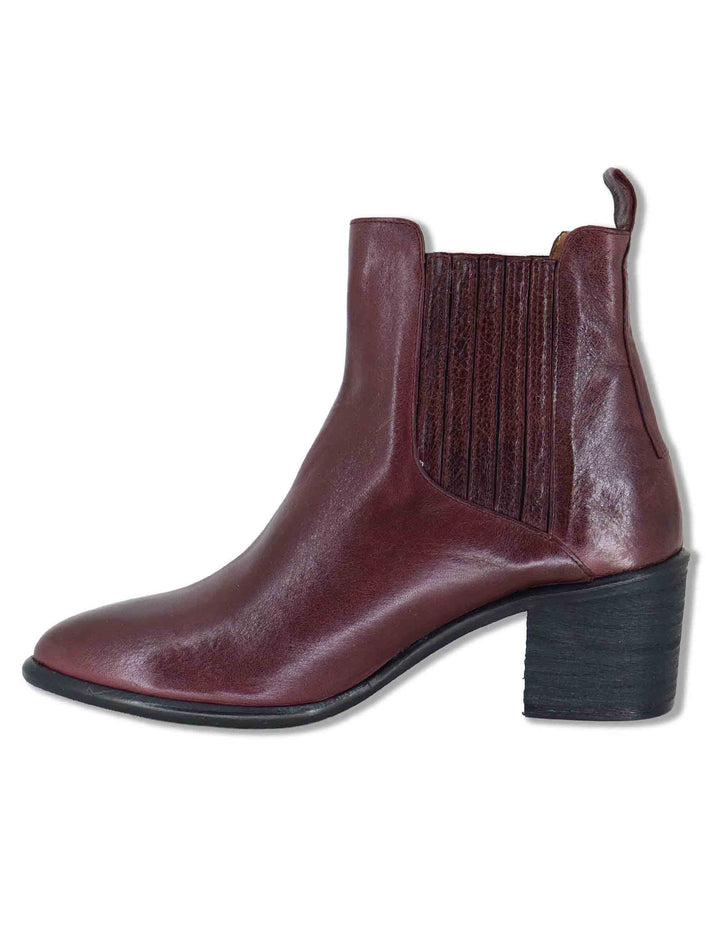 Stivaletti beatles donna in pelle bordeaux con elastici tono su tono punta affusolata e tacco comodo 1965TR 016 Les Venues 