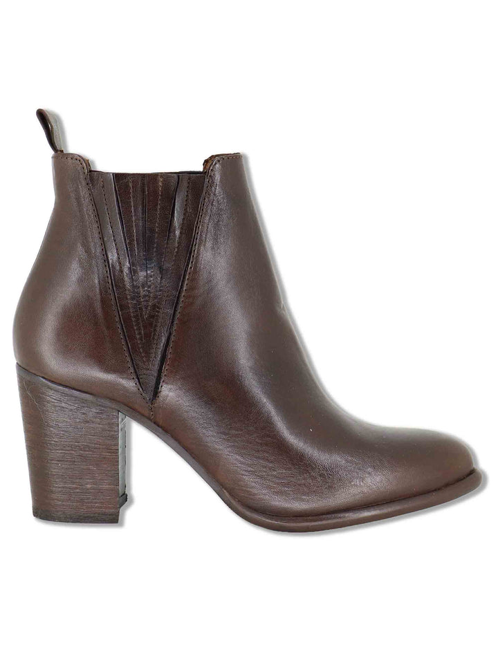 Stivaletti beatles donna in pelle marrone con elastici in tinta tacco alto e punta affusolata 9752 014 Les Venues 