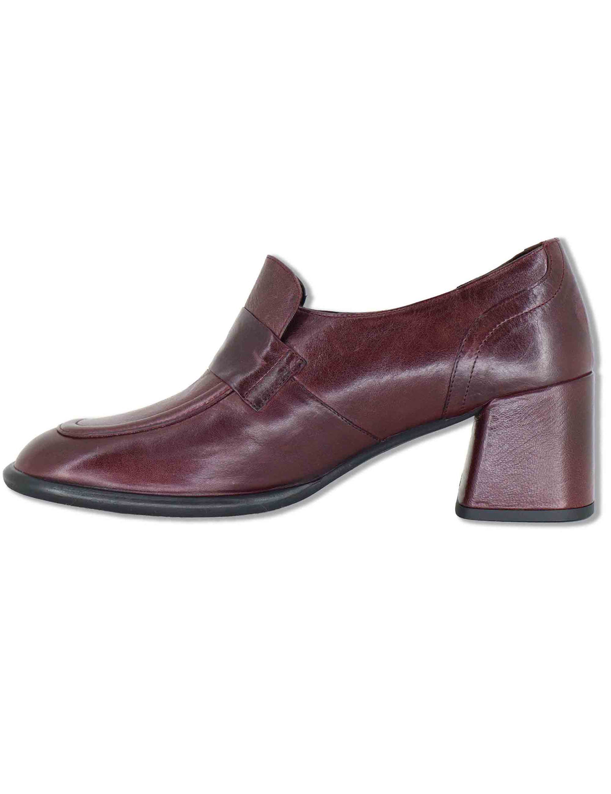 Mocassini donna in pelle bordeaux accollati con punta tonda e tacco comodo E603/L 016 Les Venues 