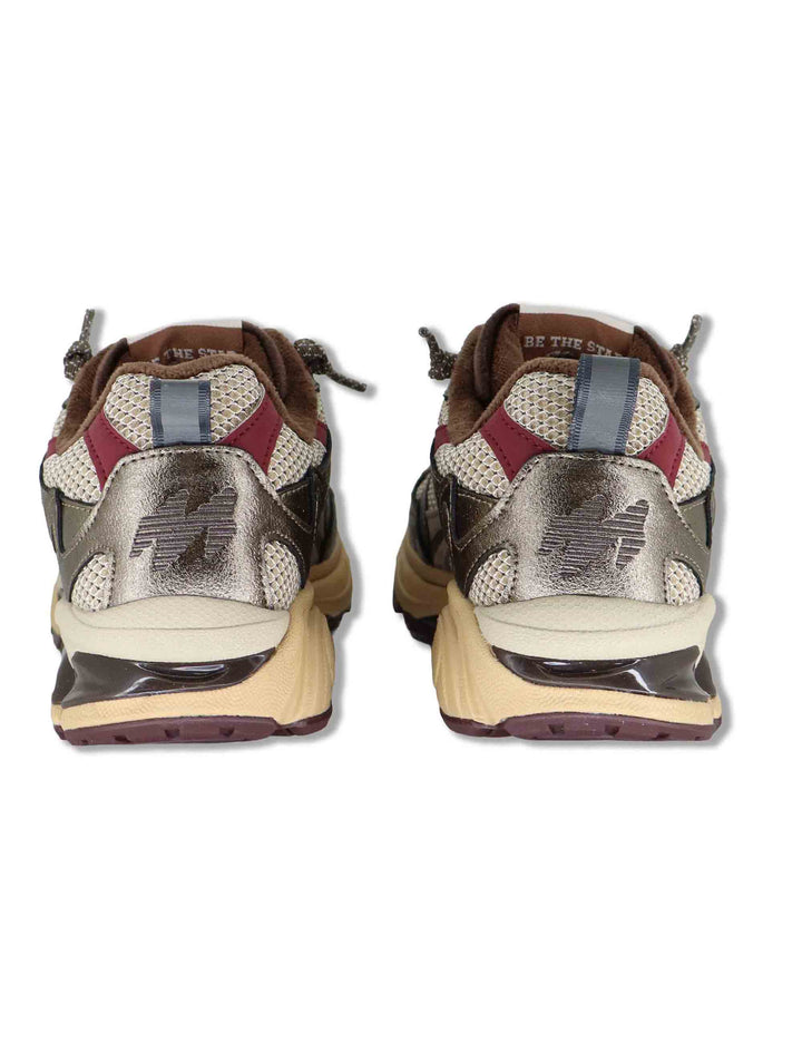 Sneakers donna in pelle e tessuto grigio con lacci elastici MELROSE 59 MRP 