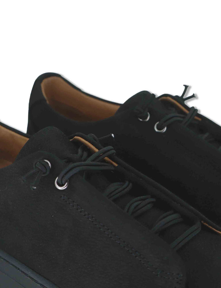 Sneakers donna in pelle nabuk nera con elastici e suola leggera SP70034 001 Spatarella 
