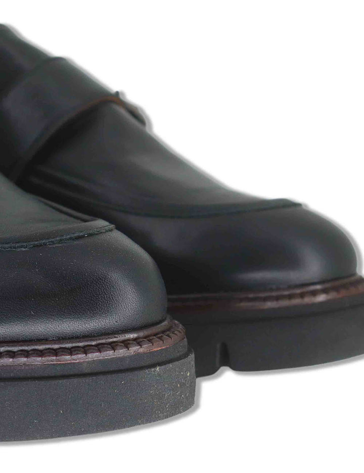 Mocassini donna in pelle nera con fibbietta cinturino punta tonda e suola carrarmato SP70371 001 Spatarella 
