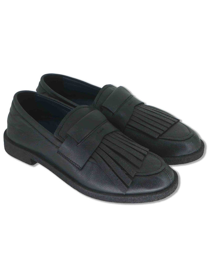 Mocassini donna in pelle nera con frange e auola in gomma con tacco basso SP70450 001 Spatarella 